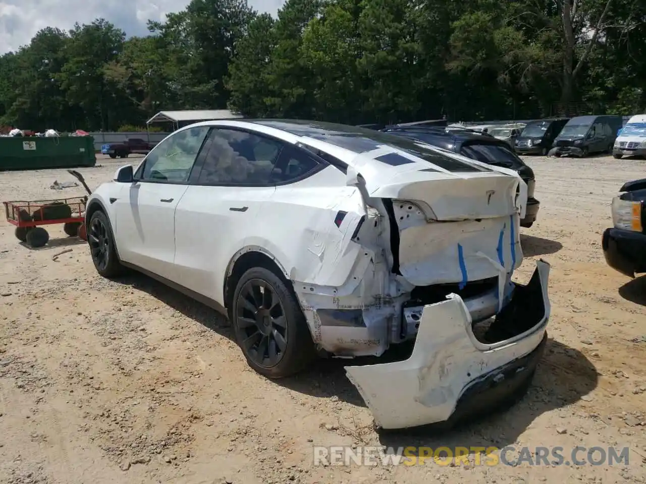 3 Photograph of a damaged car 5YJYGDEF9LF003018 TESLA MODEL Y 2020