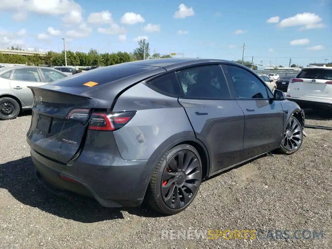 4 Photograph of a damaged car 5YJYGDEF9LF011555 TESLA MODEL Y 2020