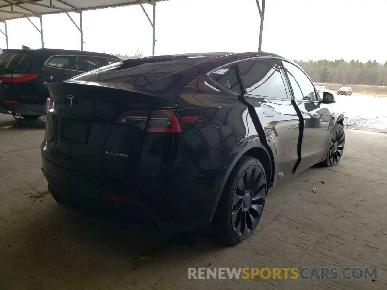 4 Photograph of a damaged car 5YJYGDEF9LF012219 TESLA MODEL Y 2020