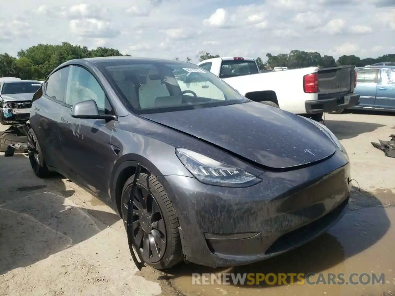 1 Photograph of a damaged car 5YJYGDEF9LF025875 TESLA MODEL Y 2020