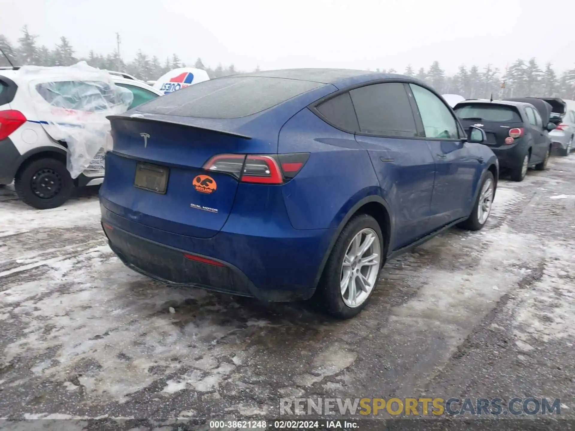 4 Photograph of a damaged car 5YJYGDEF9LF038898 TESLA MODEL Y 2020