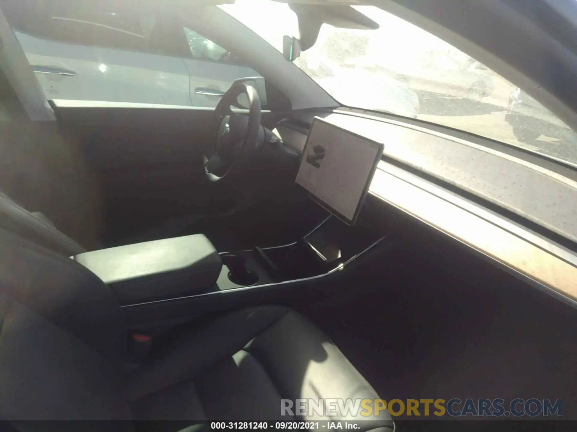 5 Photograph of a damaged car 5YJYGDEF9LF058861 TESLA MODEL Y 2020