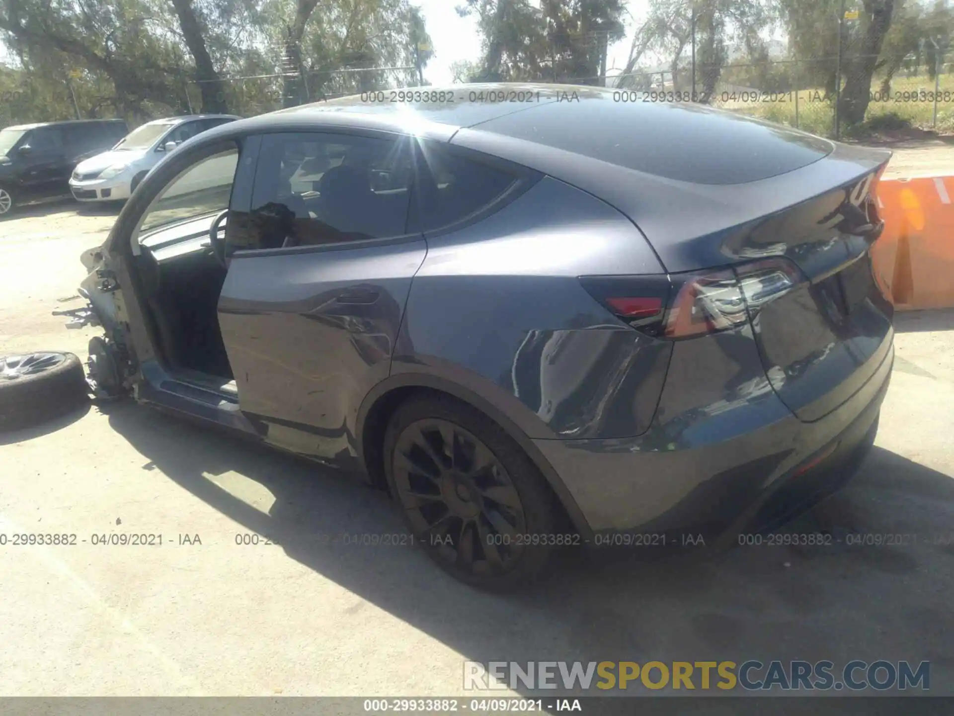 3 Photograph of a damaged car 5YJYGDEFXLF003724 TESLA MODEL Y 2020