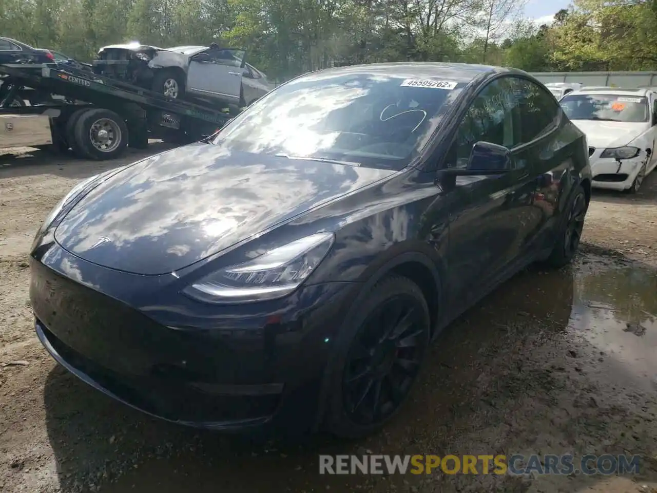 2 Photograph of a damaged car 5YJYGDEFXLF012116 TESLA MODEL Y 2020