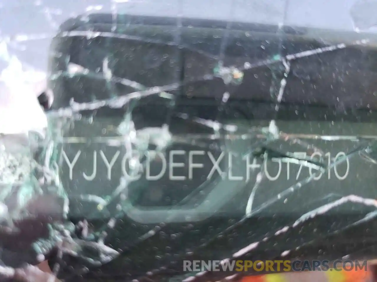 10 Photograph of a damaged car 5YJYGDEFXLF017610 TESLA MODEL Y 2020