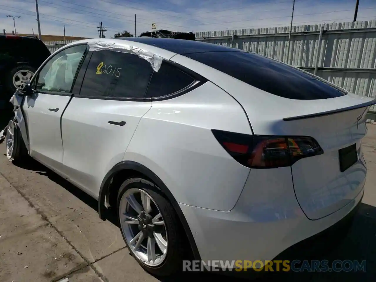 3 Photograph of a damaged car 5YJYGDEFXLF017610 TESLA MODEL Y 2020