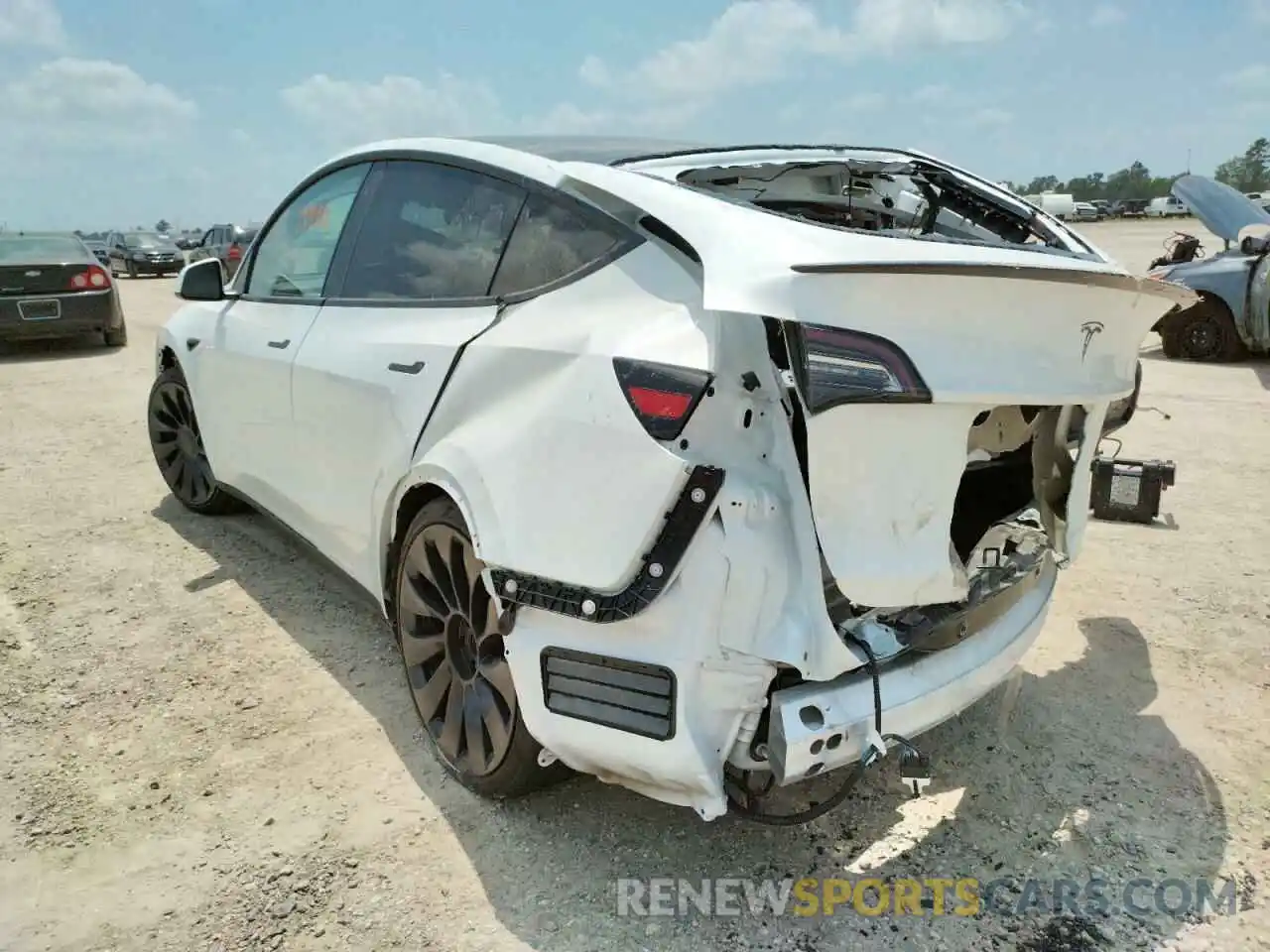 3 Photograph of a damaged car 5YJYGDEFXLF025562 TESLA MODEL Y 2020