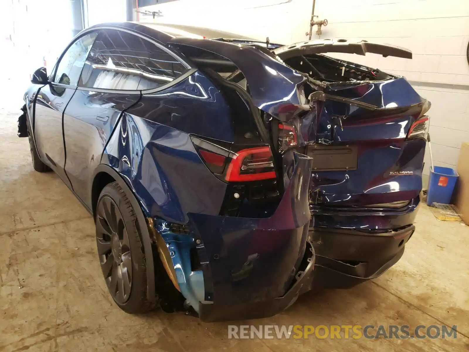 3 Photograph of a damaged car 5YJYGDEFXLF037839 TESLA MODEL Y 2020