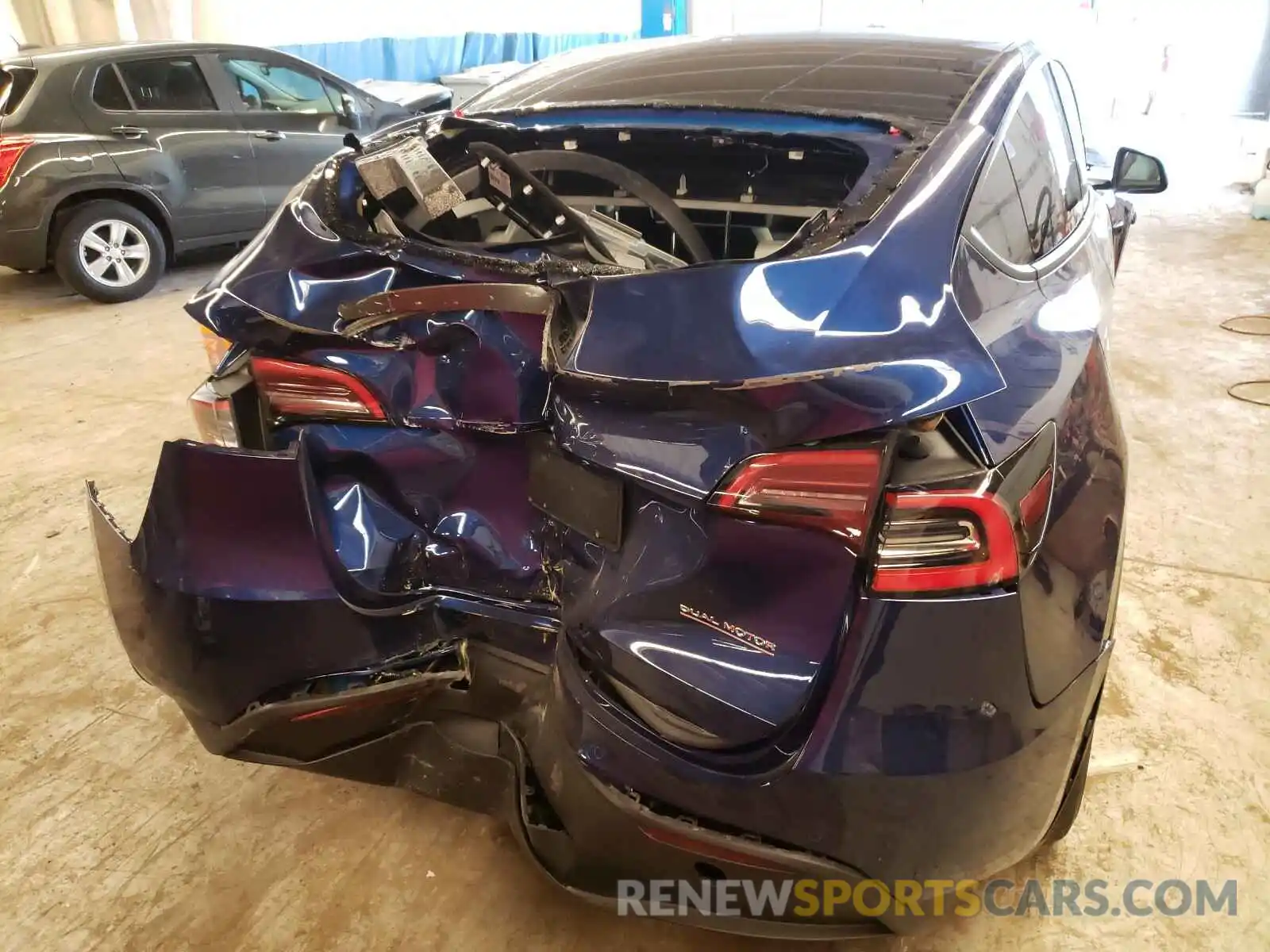 9 Photograph of a damaged car 5YJYGDEFXLF037839 TESLA MODEL Y 2020