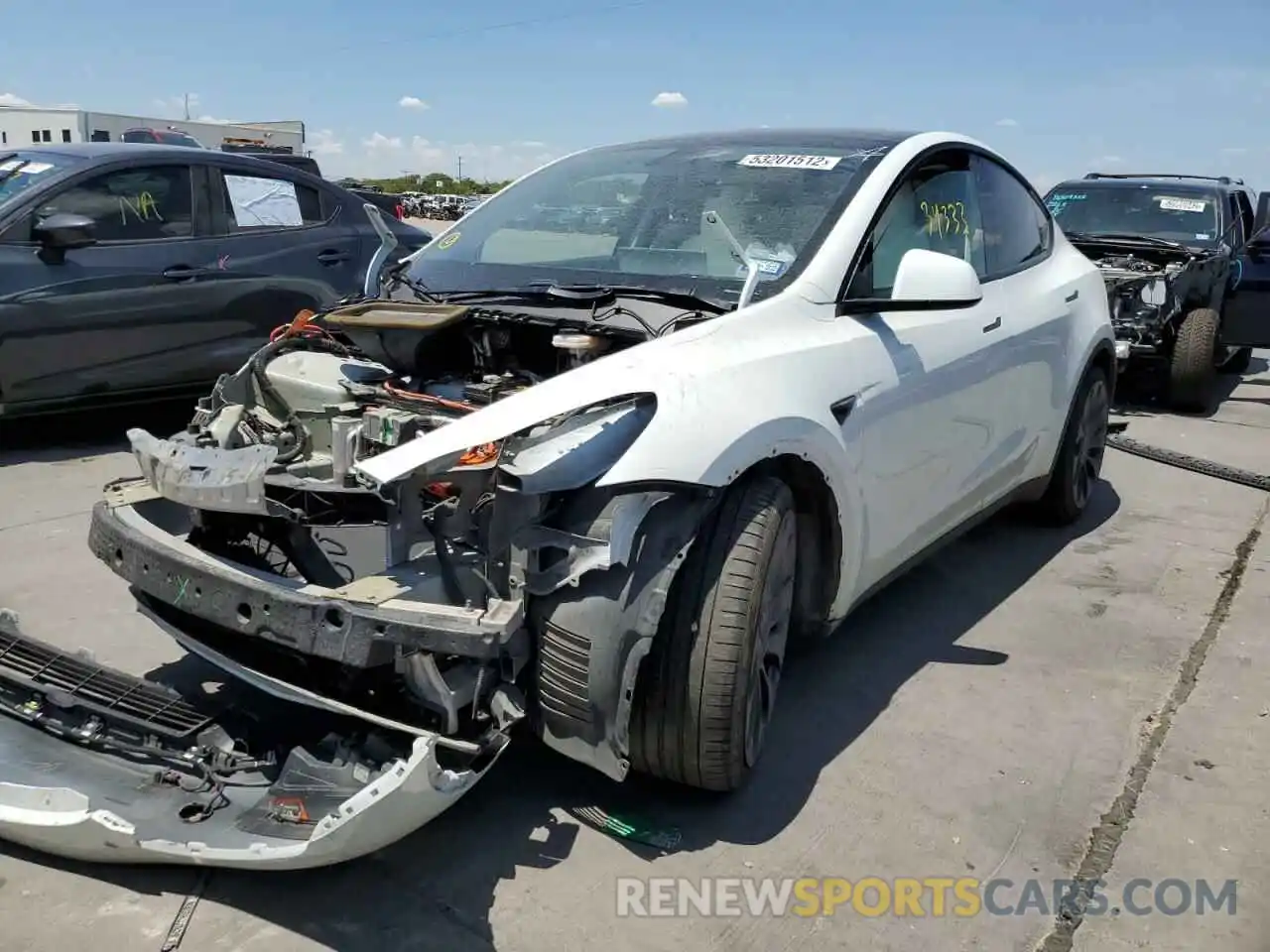 2 Photograph of a damaged car 5YJYGDEFXLF049926 TESLA MODEL Y 2020