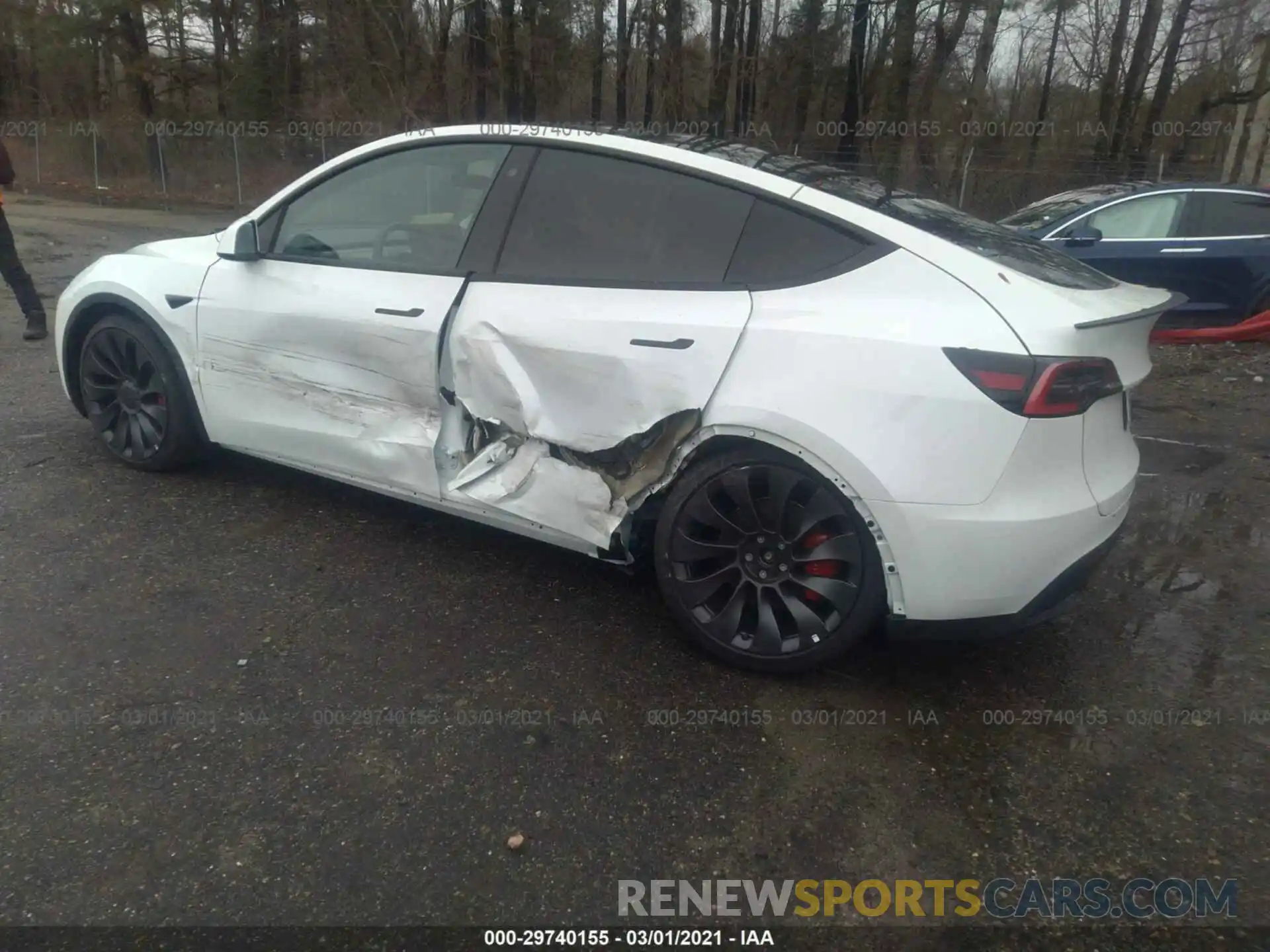 3 Photograph of a damaged car 5YJYGDEFXLF050171 TESLA MODEL Y 2020