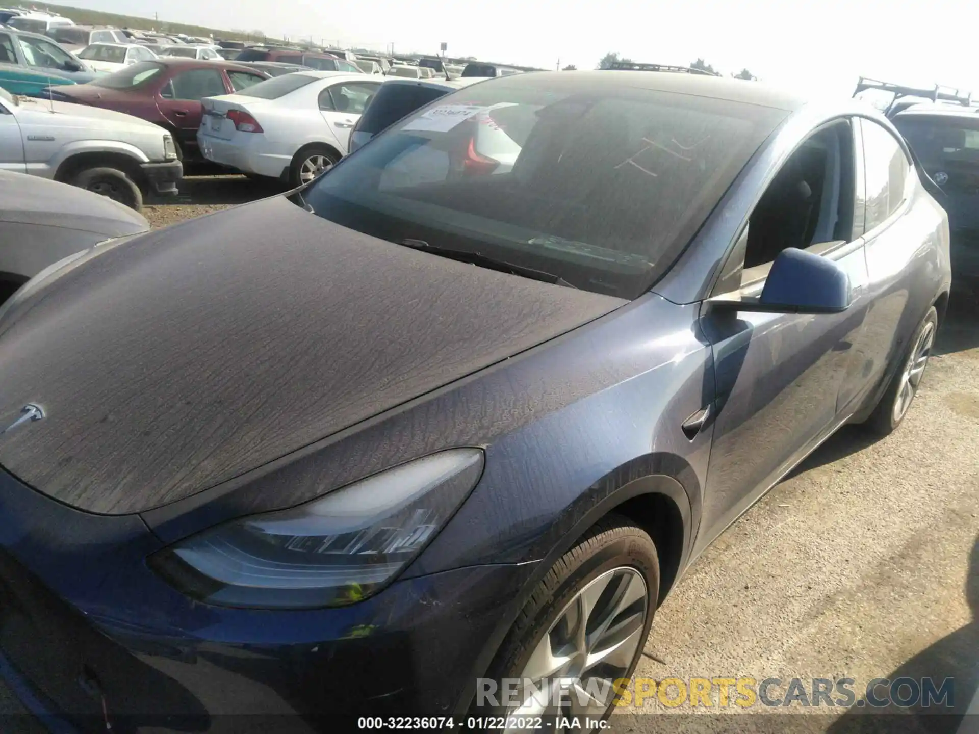 2 Photograph of a damaged car 5YJYGAED6MF136947 TESLA MODEL Y 2021