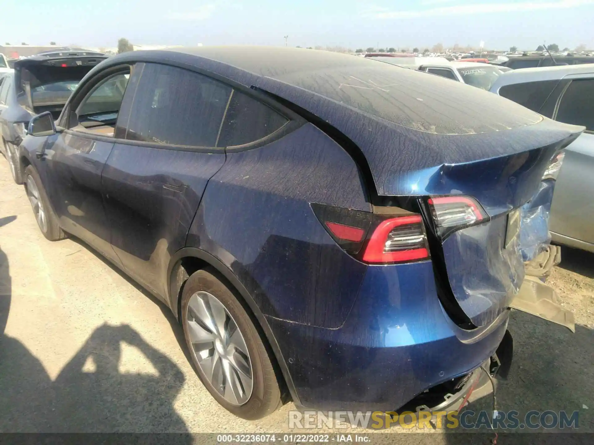 3 Photograph of a damaged car 5YJYGAED6MF136947 TESLA MODEL Y 2021