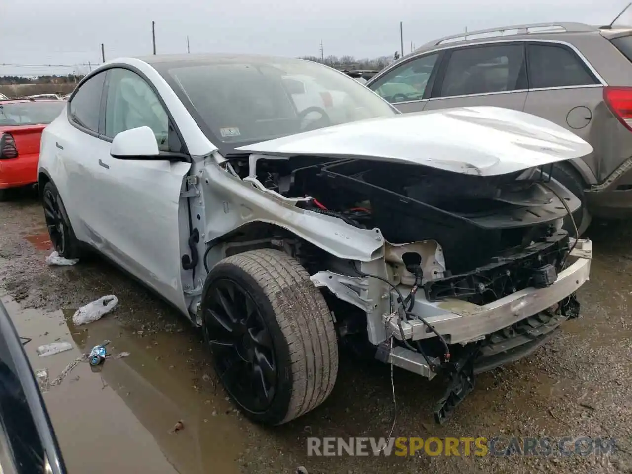 1 Photograph of a damaged car 5YJYGAEE0MF142929 TESLA MODEL Y 2021