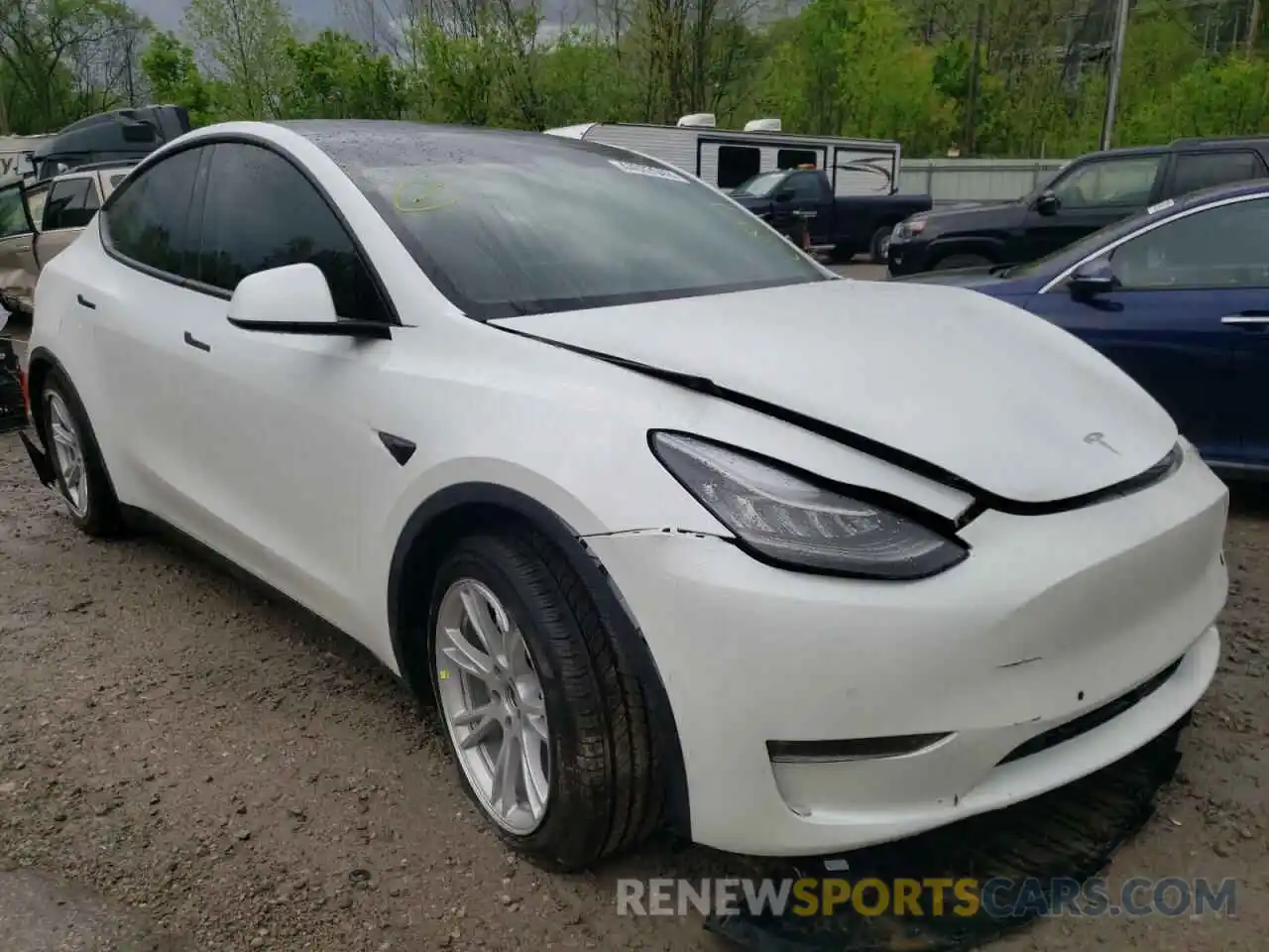 1 Photograph of a damaged car 5YJYGAEE0MF180189 TESLA MODEL Y 2021