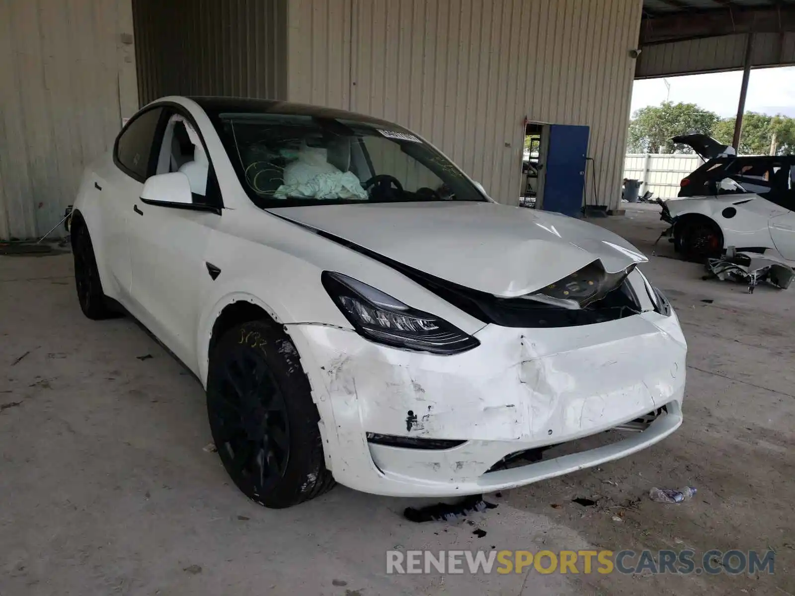 1 Photograph of a damaged car 5YJYGAEE0MF187644 TESLA MODEL Y 2021