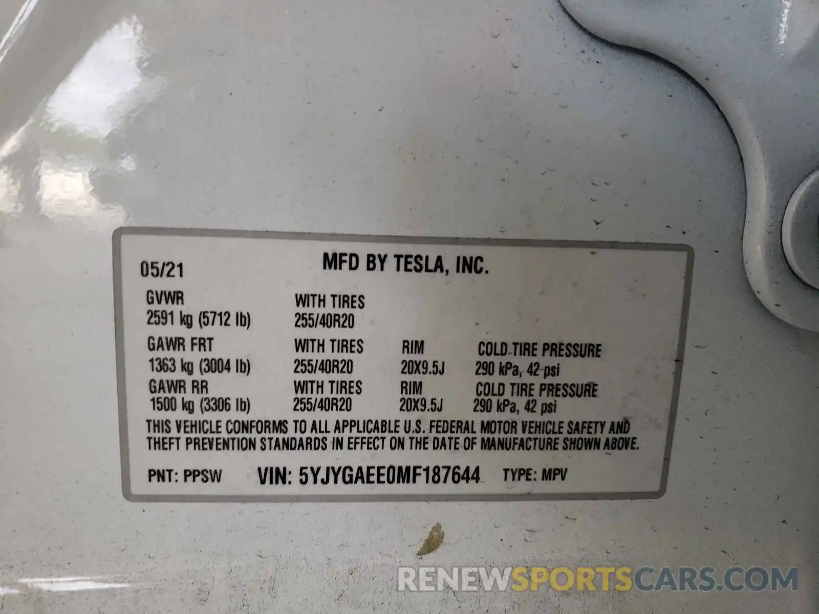 9 Photograph of a damaged car 5YJYGAEE0MF187644 TESLA MODEL Y 2021