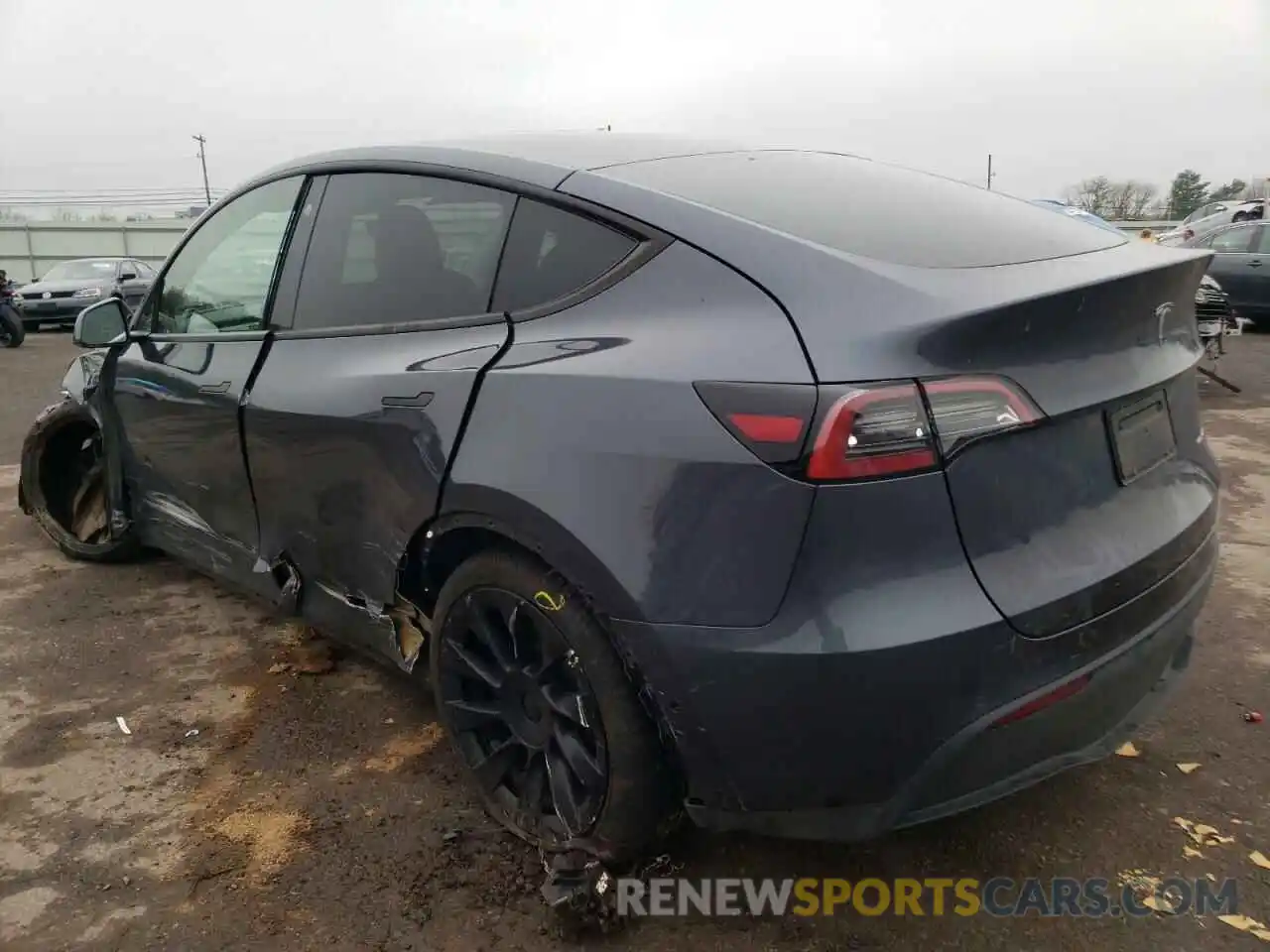 3 Photograph of a damaged car 5YJYGAEE0MF194206 TESLA MODEL Y 2021