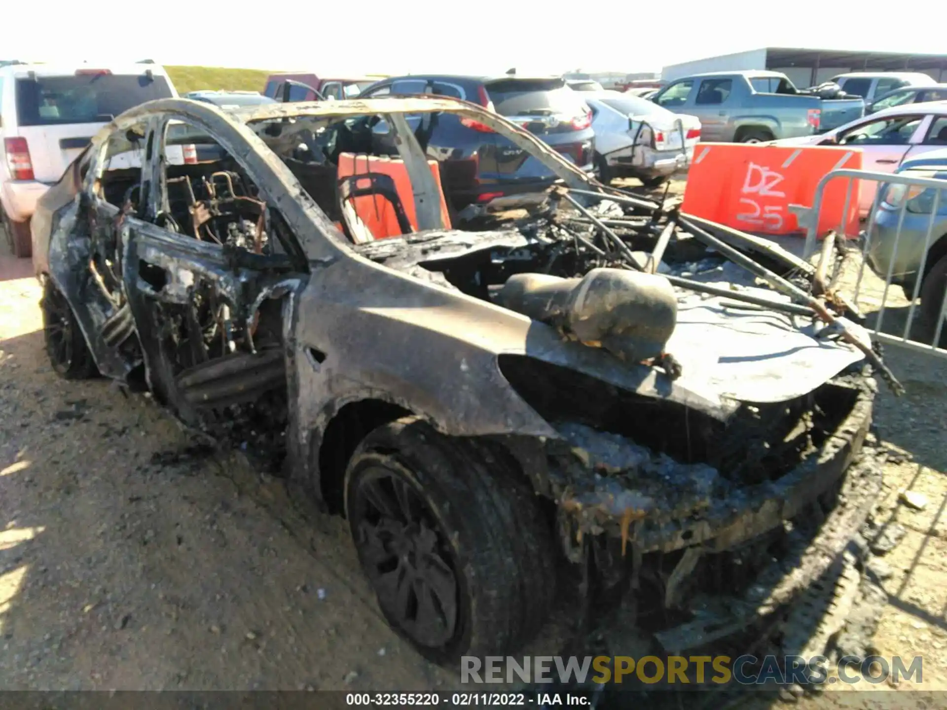 1 Photograph of a damaged car 5YJYGAEE0MF194383 TESLA MODEL Y 2021