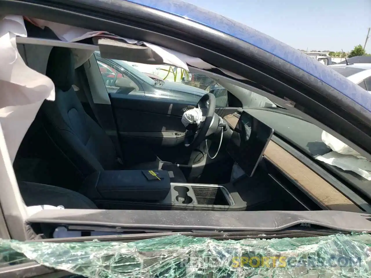 5 Photograph of a damaged car 5YJYGAEE0MF207410 TESLA MODEL Y 2021