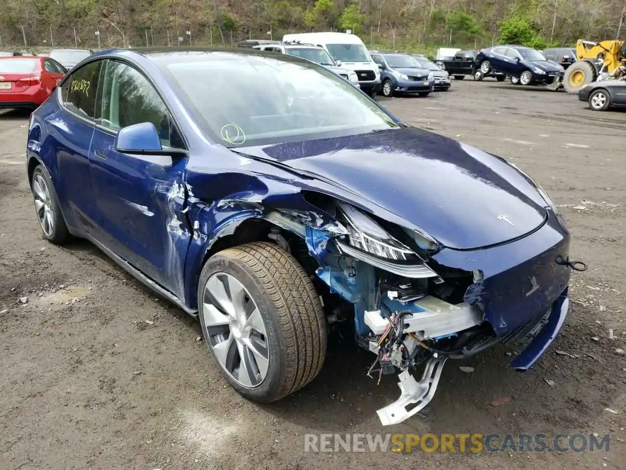 1 Photograph of a damaged car 5YJYGAEE0MF238348 TESLA MODEL Y 2021