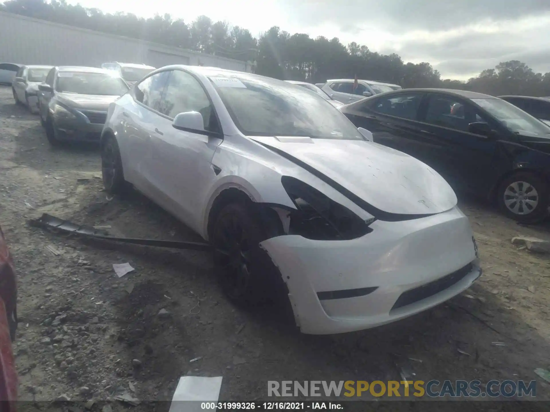 1 Фотография поврежденного автомобиля 5YJYGAEE0MF261208 TESLA MODEL Y 2021