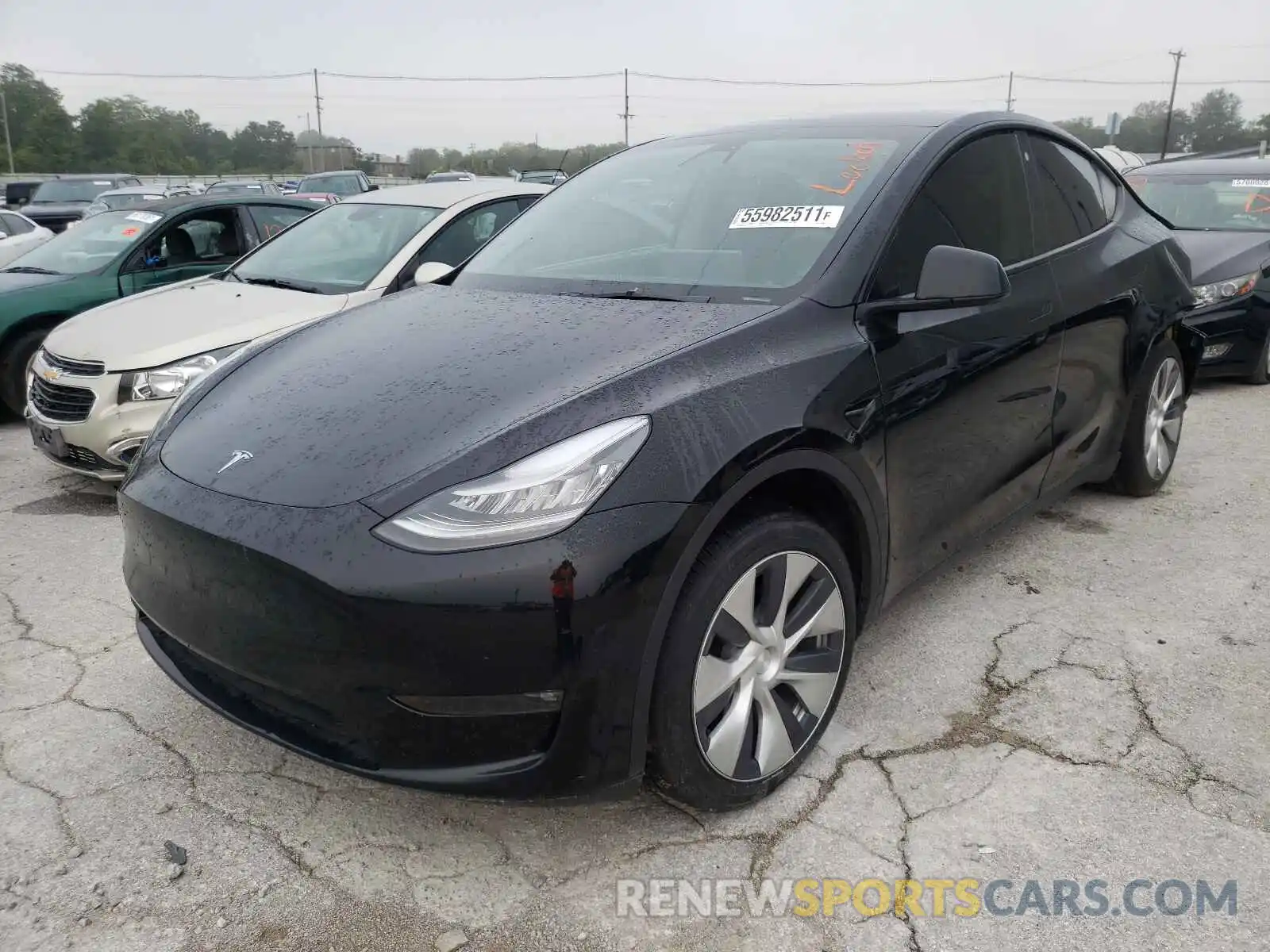 2 Photograph of a damaged car 5YJYGAEE1MF134905 TESLA MODEL Y 2021