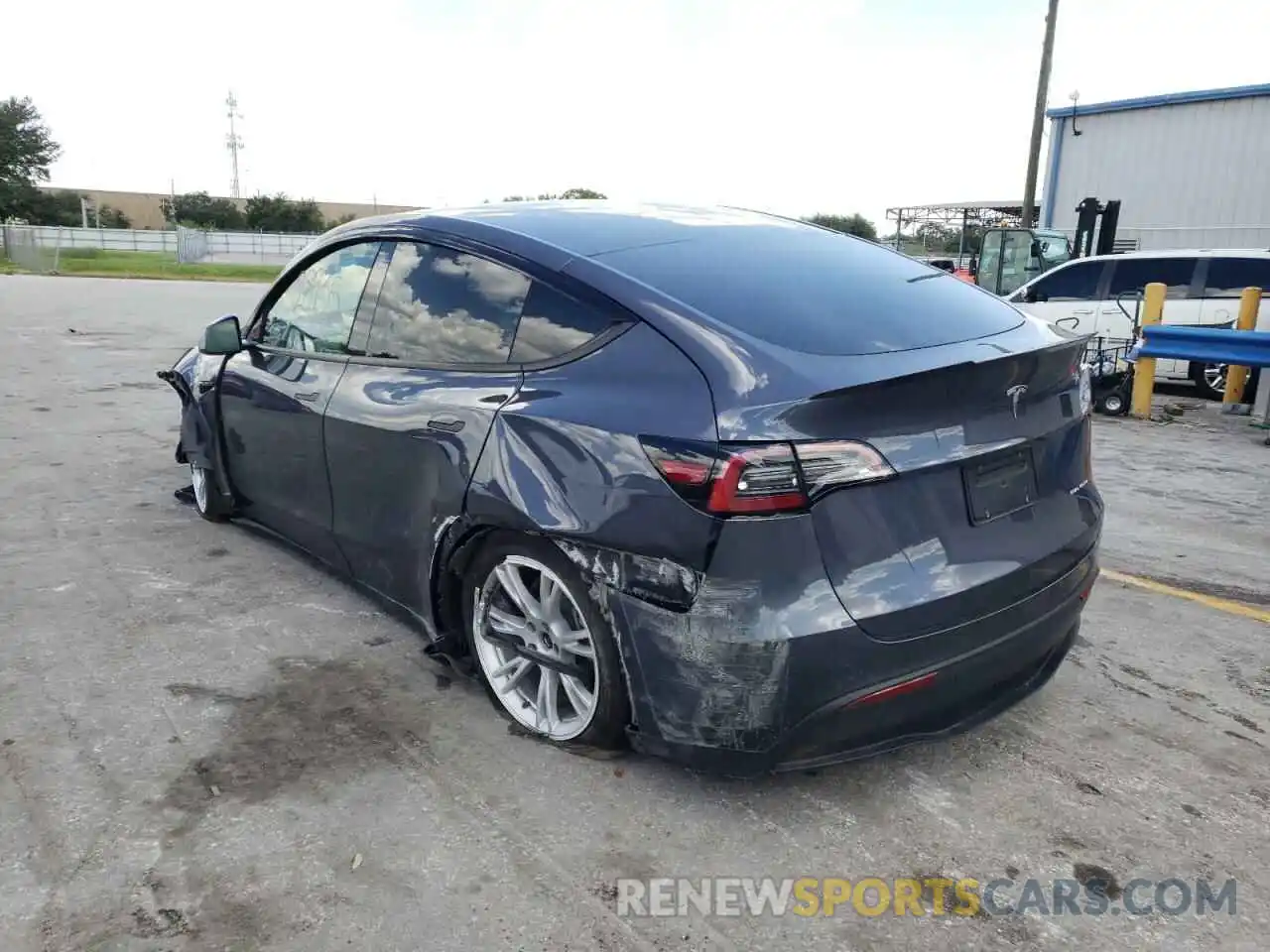 3 Фотография поврежденного автомобиля 5YJYGAEE1MF239508 TESLA MODEL Y 2021