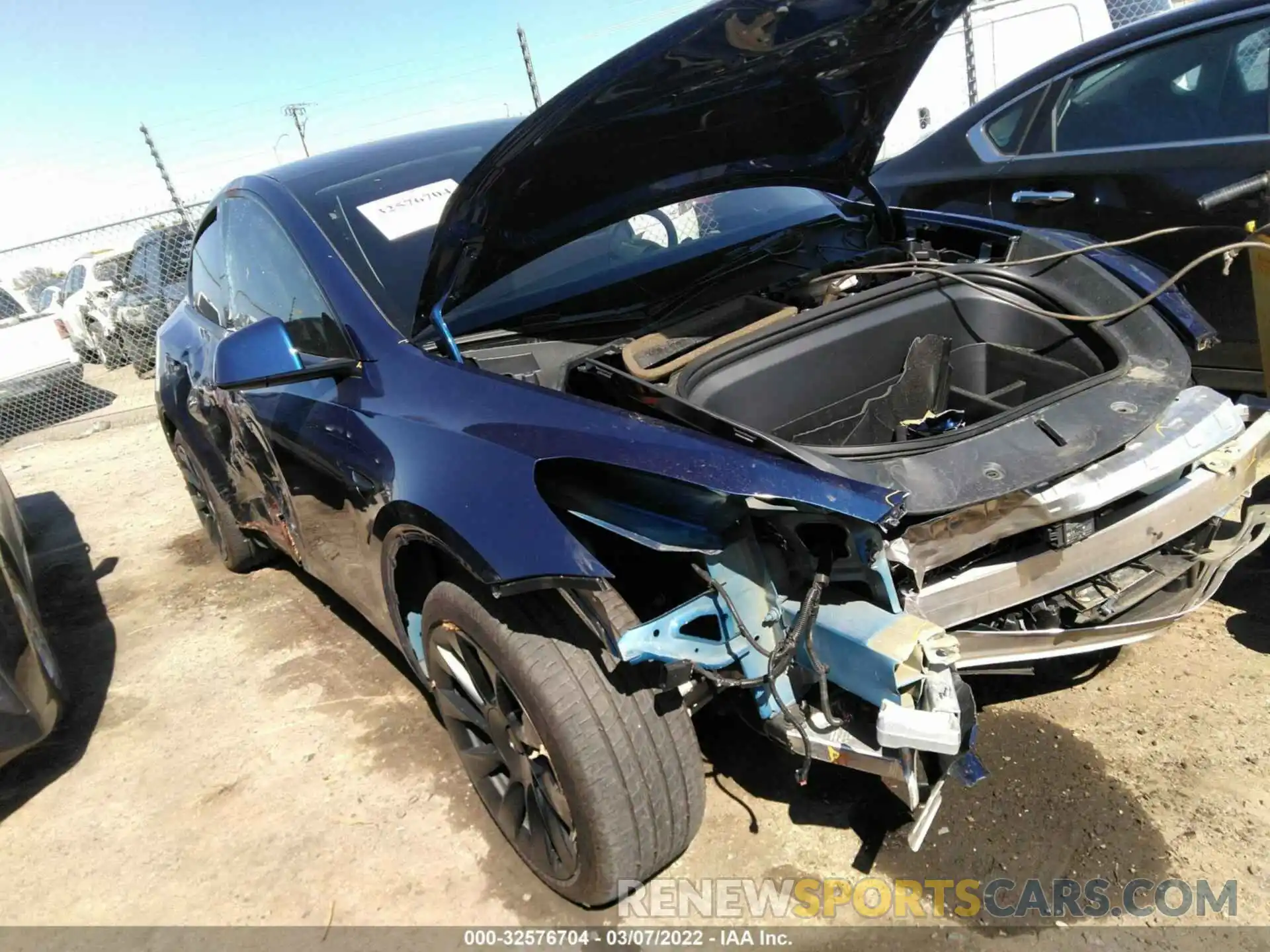 1 Photograph of a damaged car 5YJYGAEE2MF129616 TESLA MODEL Y 2021