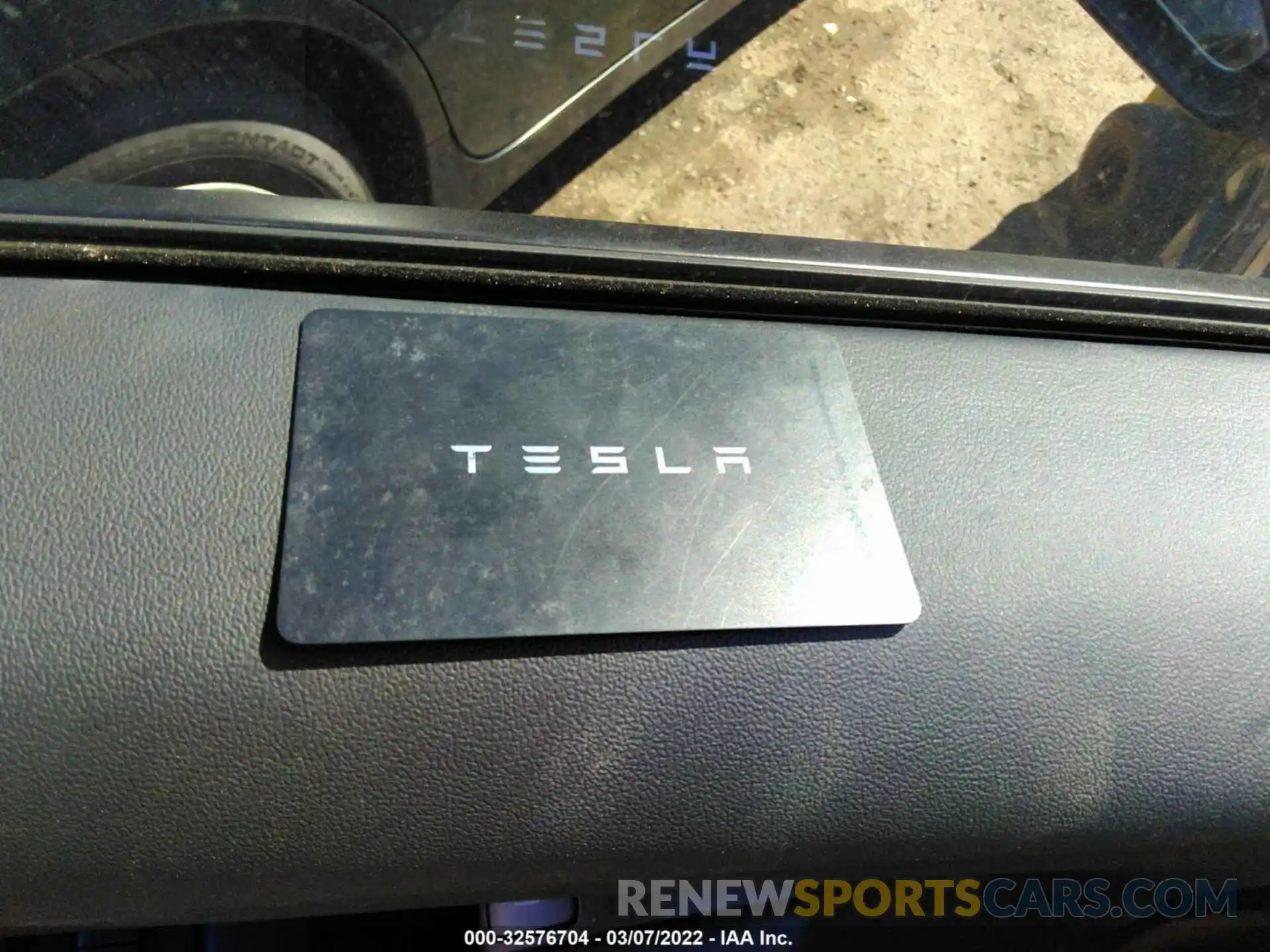 11 Photograph of a damaged car 5YJYGAEE2MF129616 TESLA MODEL Y 2021