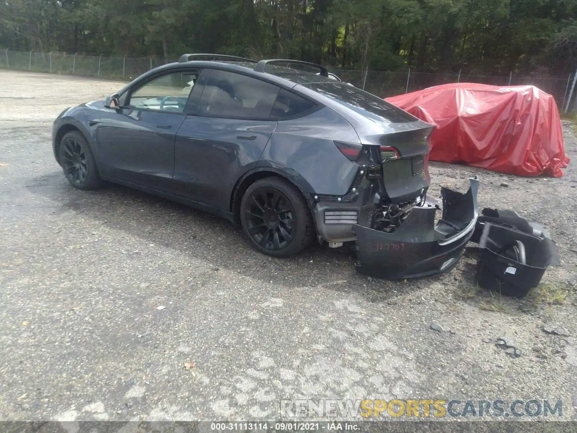 3 Photograph of a damaged car 5YJYGAEE2MF137778 TESLA MODEL Y 2021