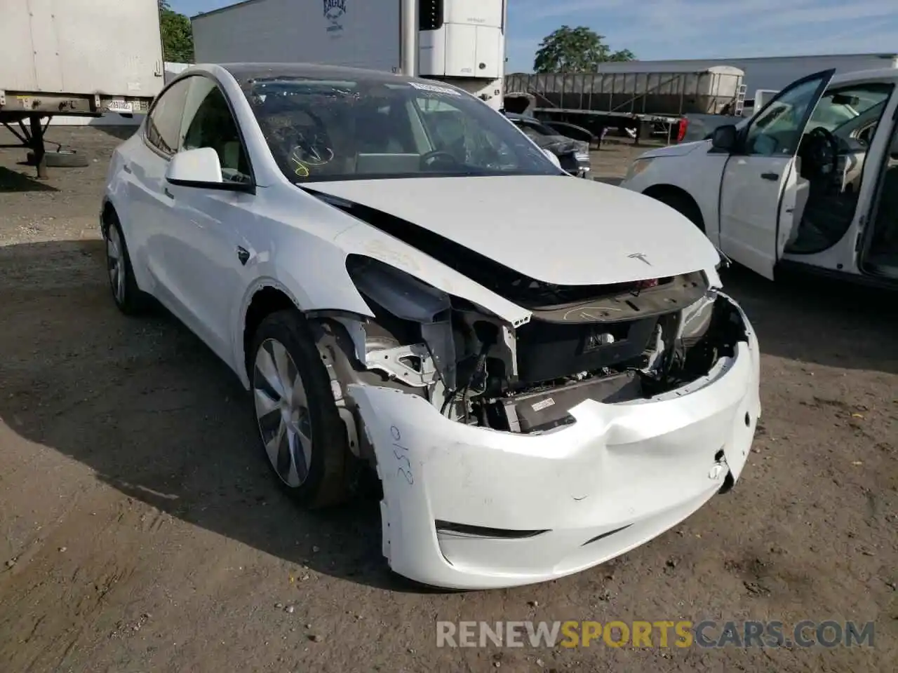 1 Photograph of a damaged car 5YJYGAEE2MF150031 TESLA MODEL Y 2021