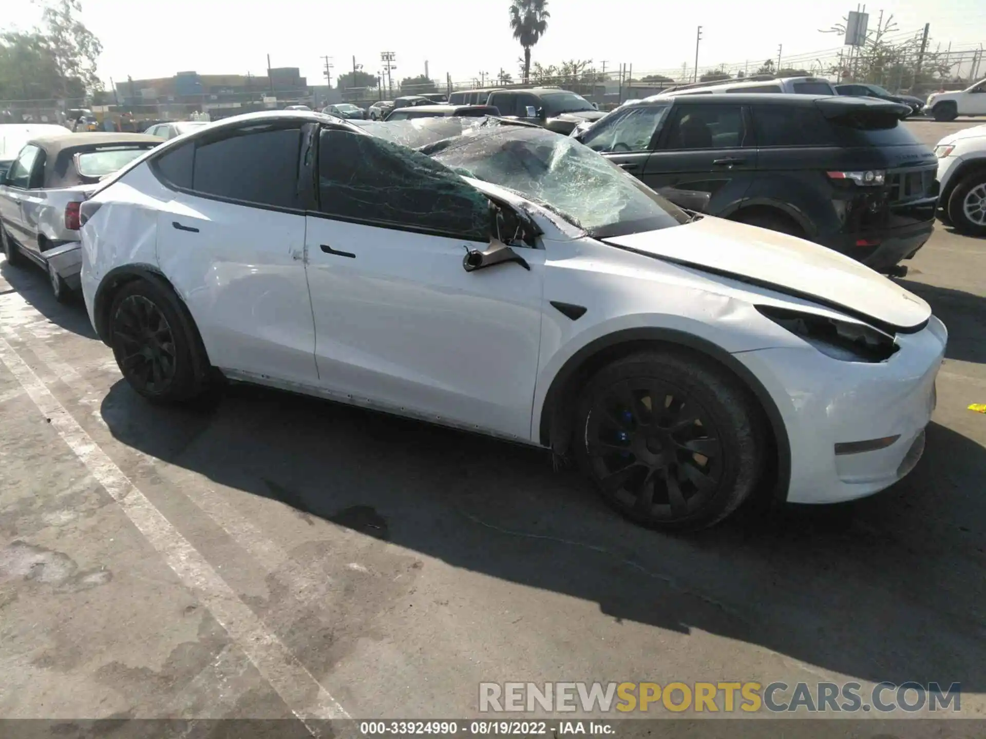 1 Photograph of a damaged car 5YJYGAEE2MF158159 TESLA MODEL Y 2021