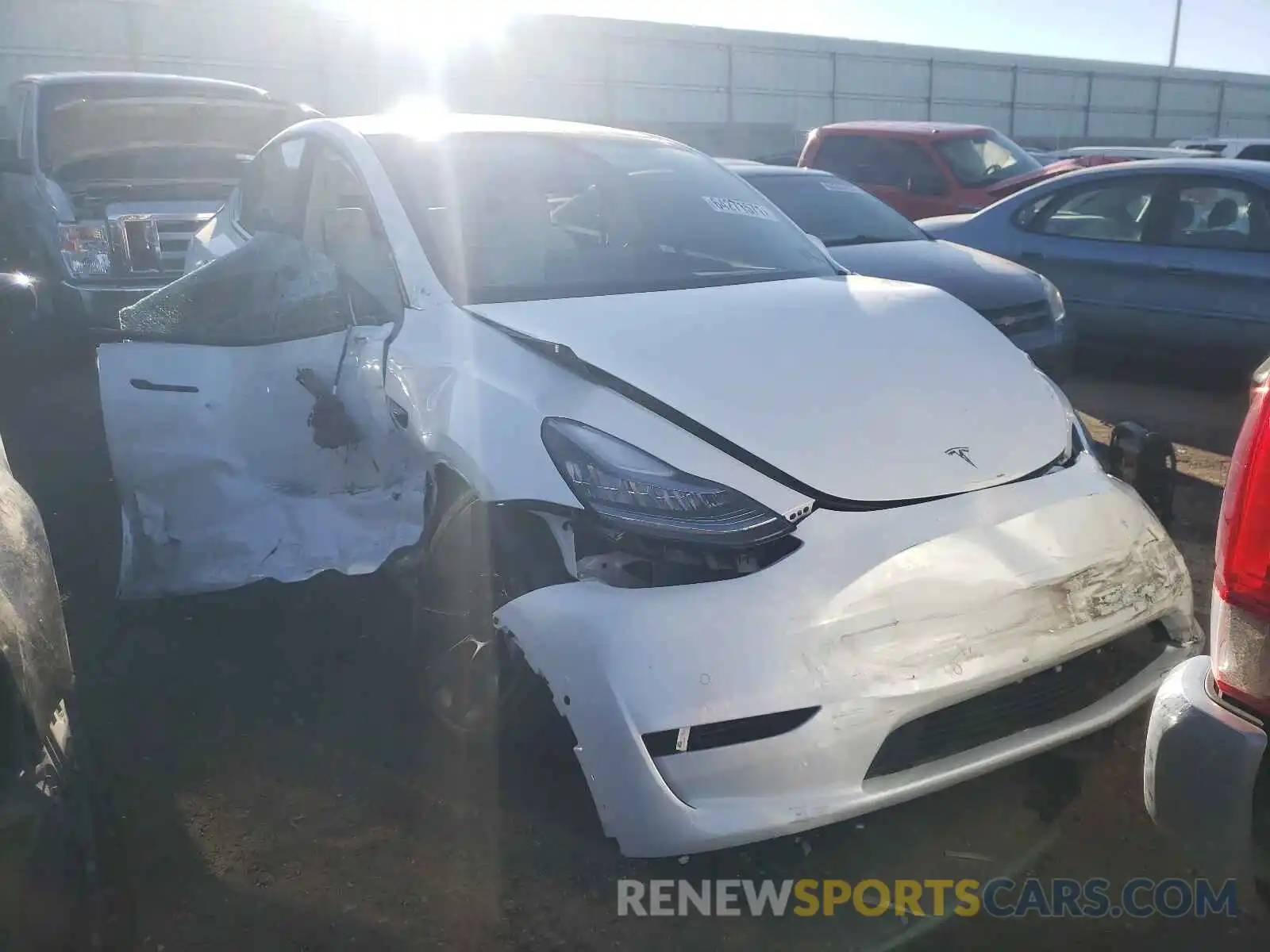 9 Photograph of a damaged car 5YJYGAEE2MF189797 TESLA MODEL Y 2021