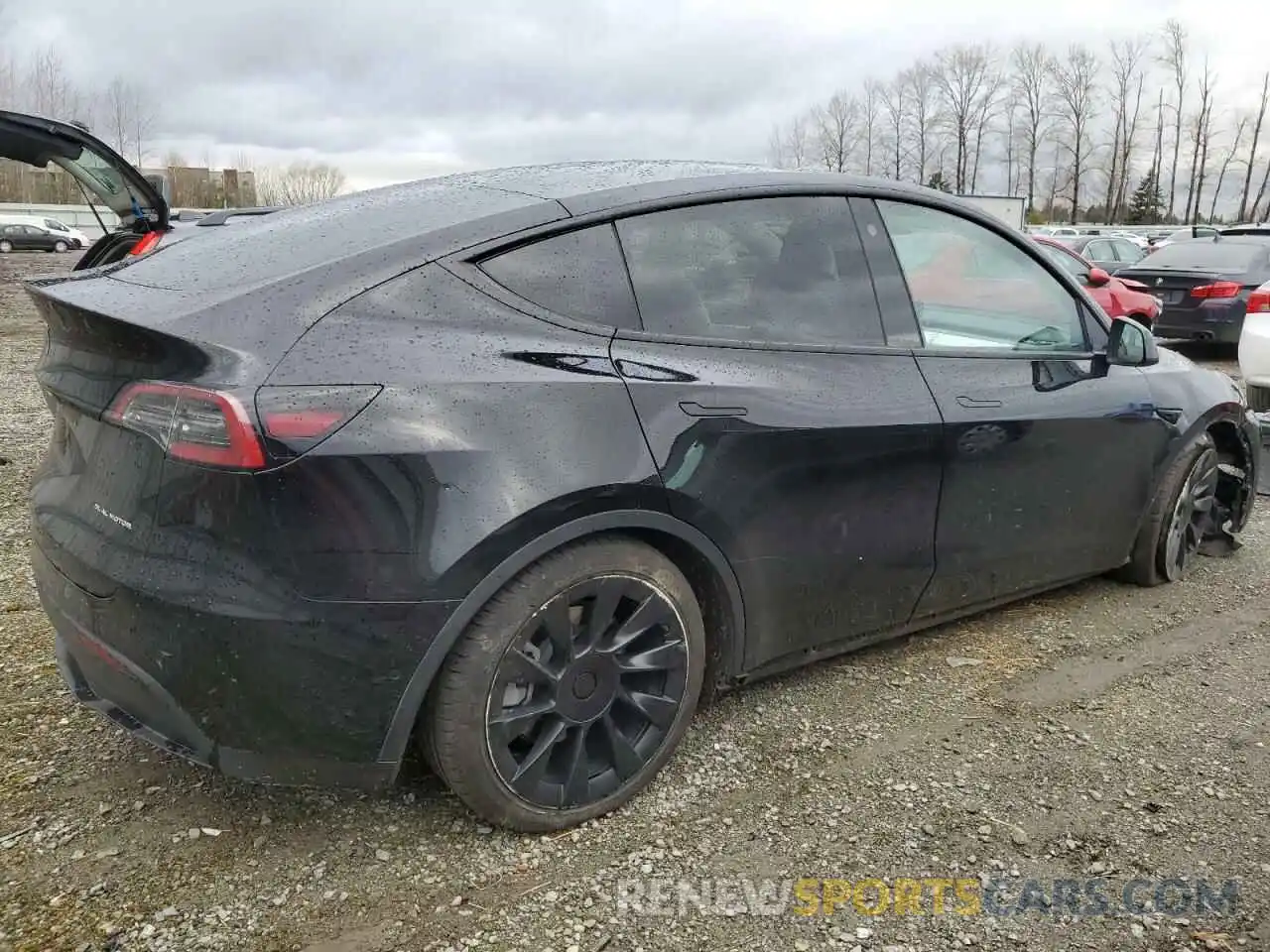 3 Photograph of a damaged car 5YJYGAEE2MF202709 TESLA MODEL Y 2021