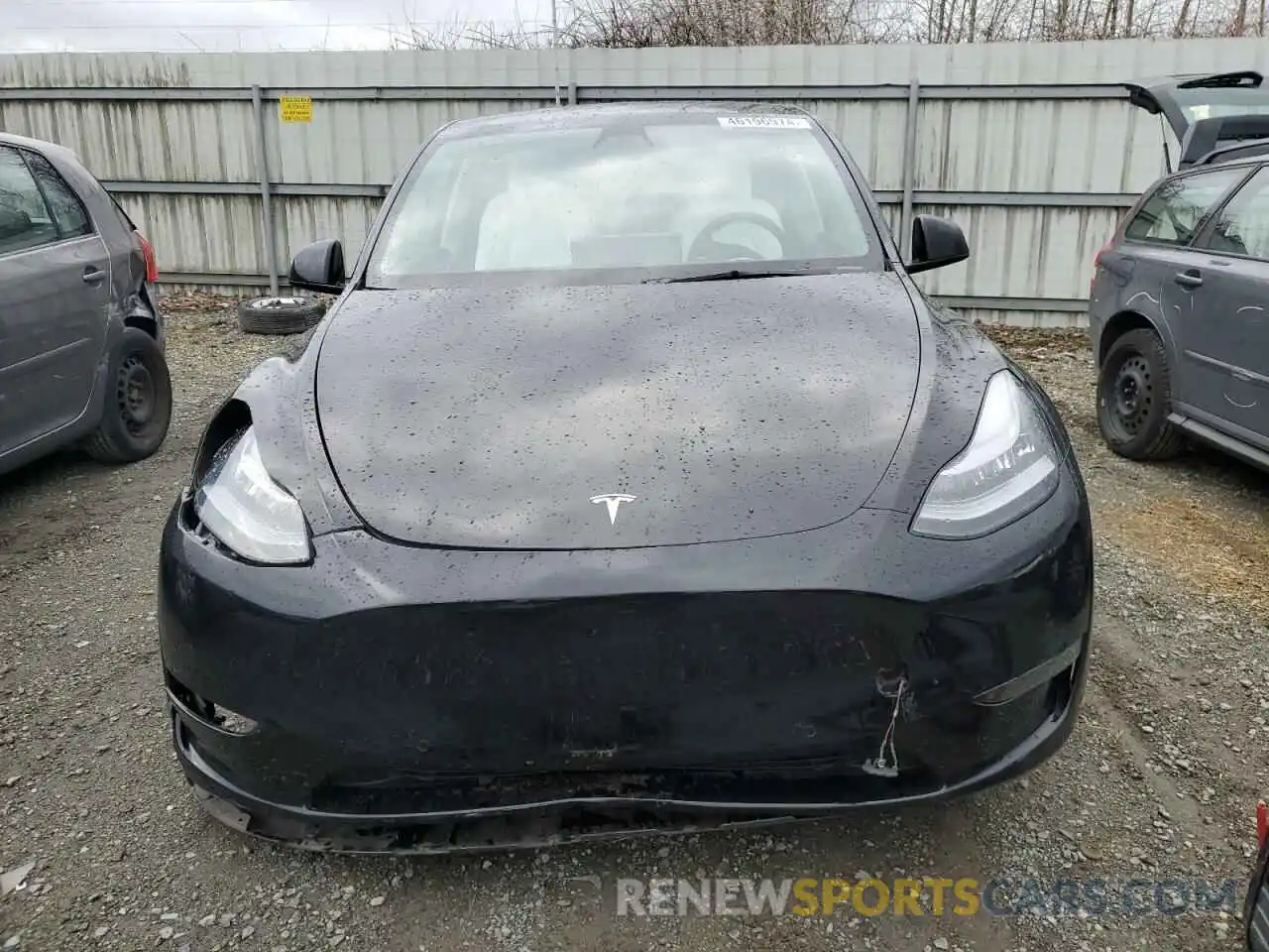 5 Photograph of a damaged car 5YJYGAEE2MF202709 TESLA MODEL Y 2021