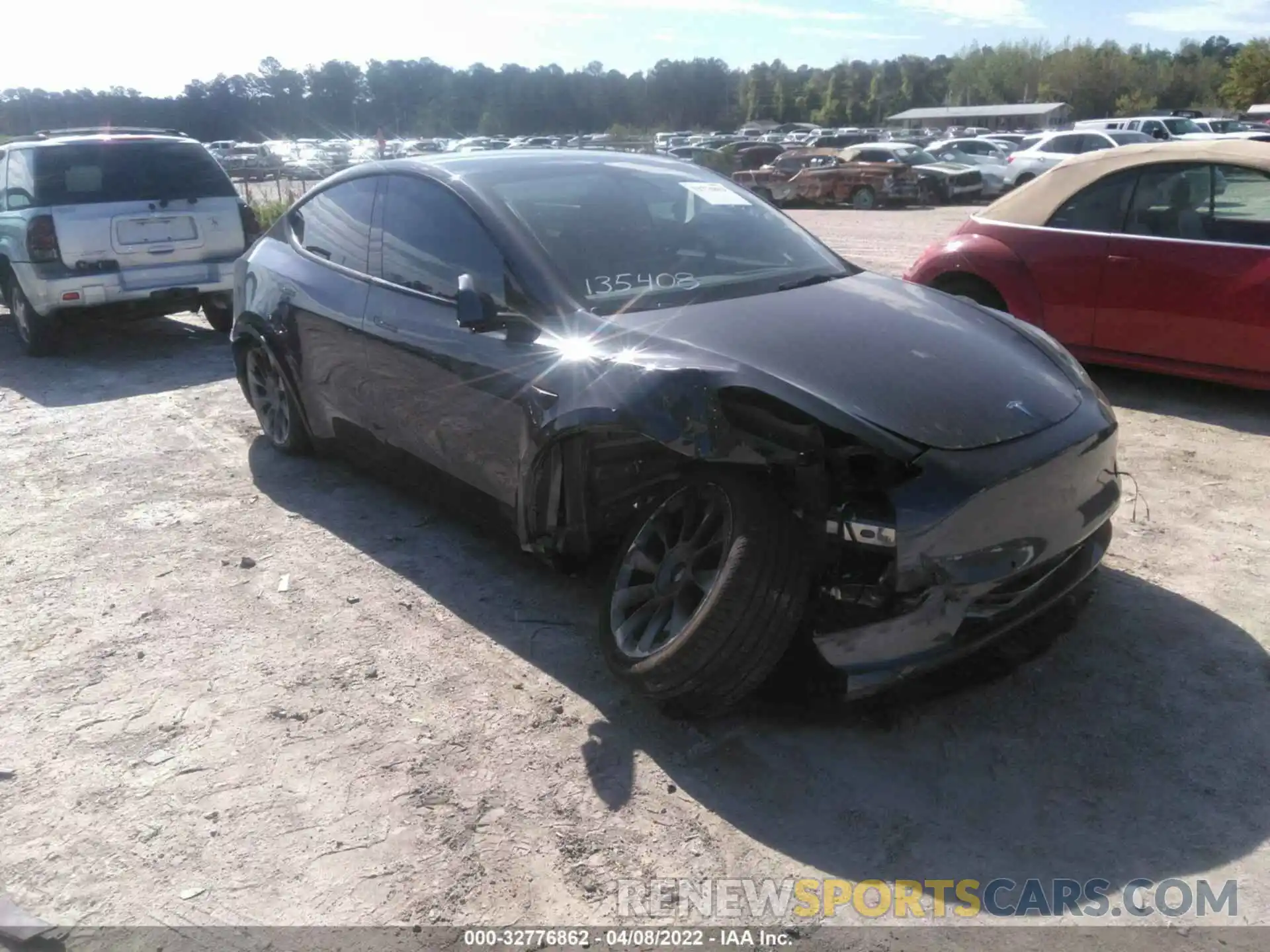 1 Photograph of a damaged car 5YJYGAEE2MF203309 TESLA MODEL Y 2021