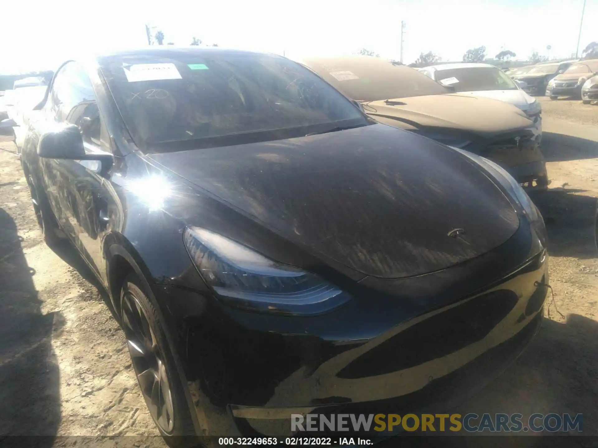 1 Фотография поврежденного автомобиля 5YJYGAEE2MF203391 TESLA MODEL Y 2021