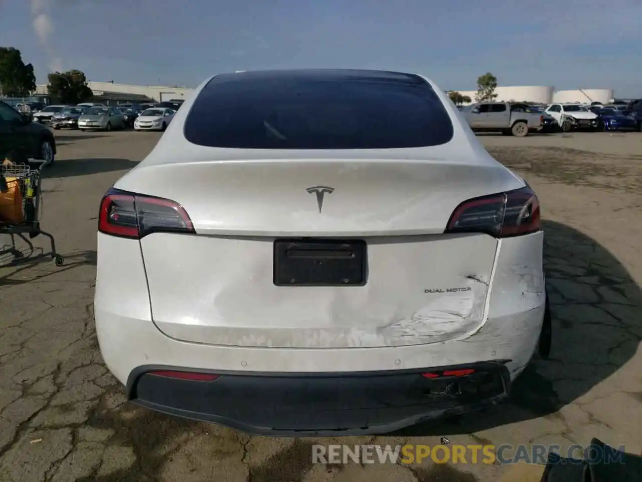 6 Photograph of a damaged car 5YJYGAEE2MF283761 TESLA MODEL Y 2021