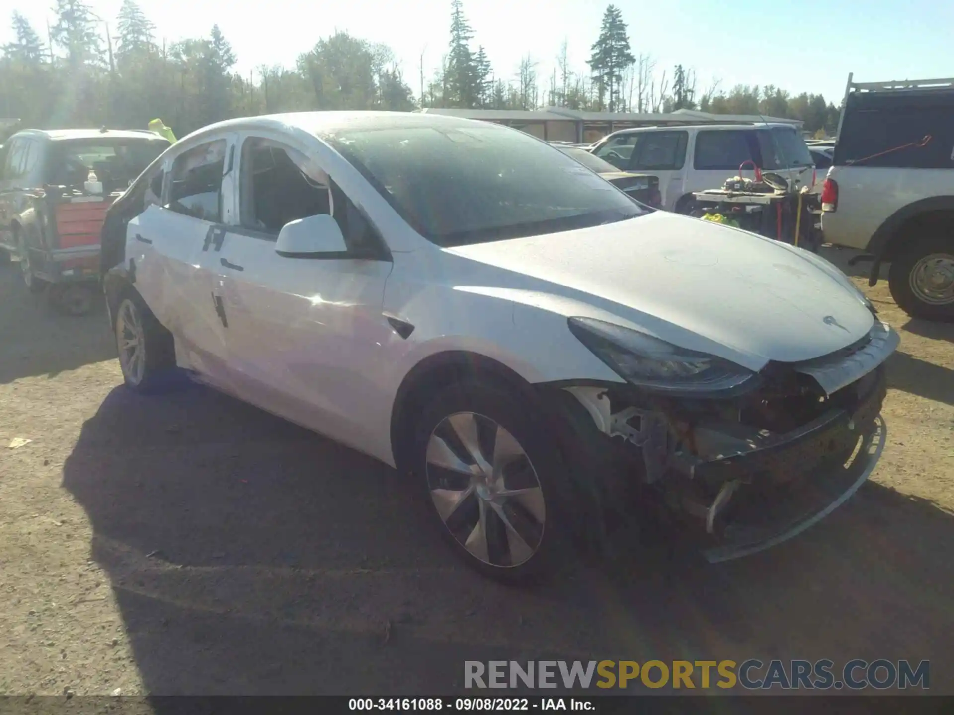 1 Photograph of a damaged car 5YJYGAEE2MF296932 TESLA MODEL Y 2021