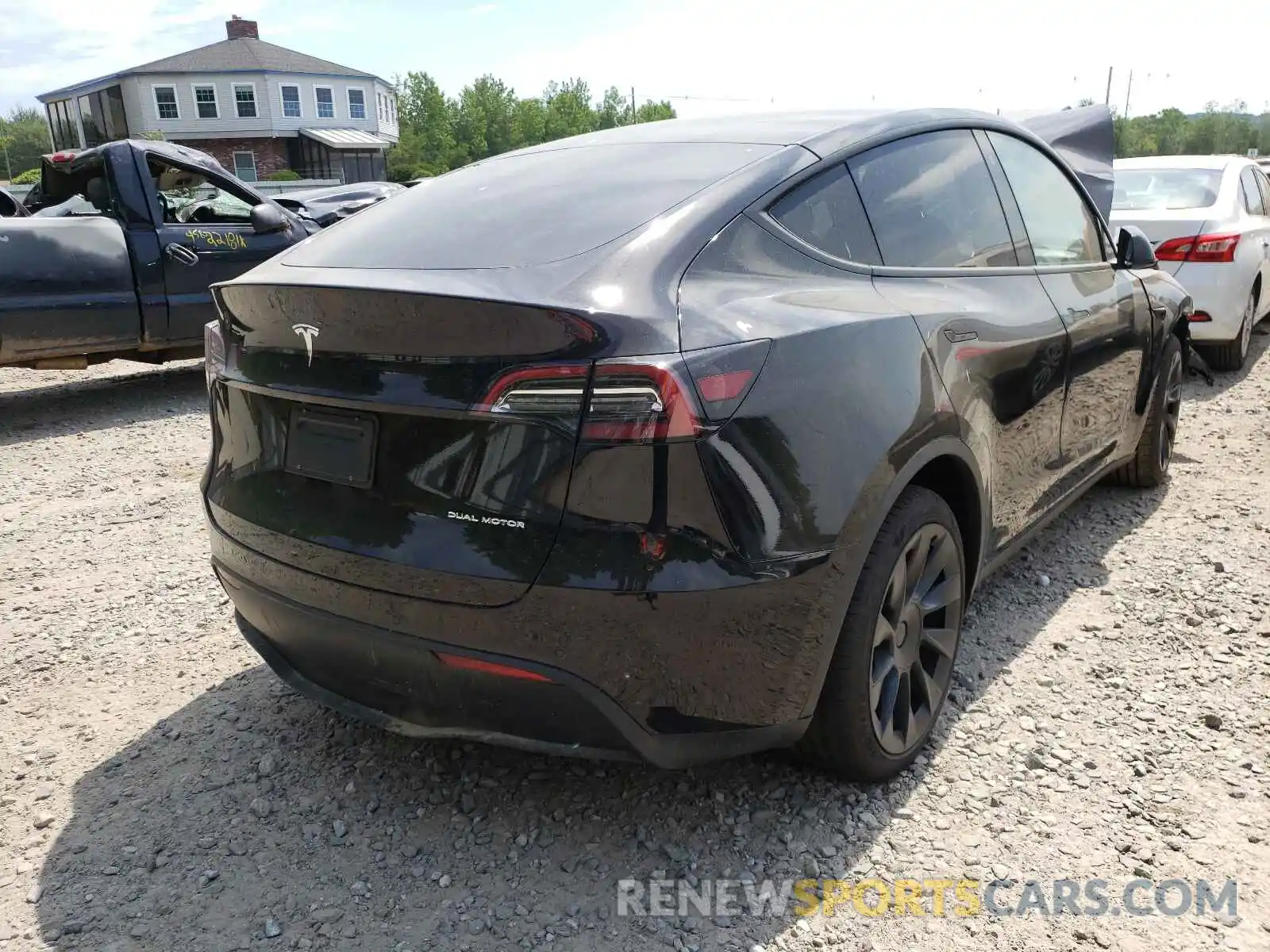 4 Фотография поврежденного автомобиля 5YJYGAEE3MF143671 TESLA MODEL Y 2021