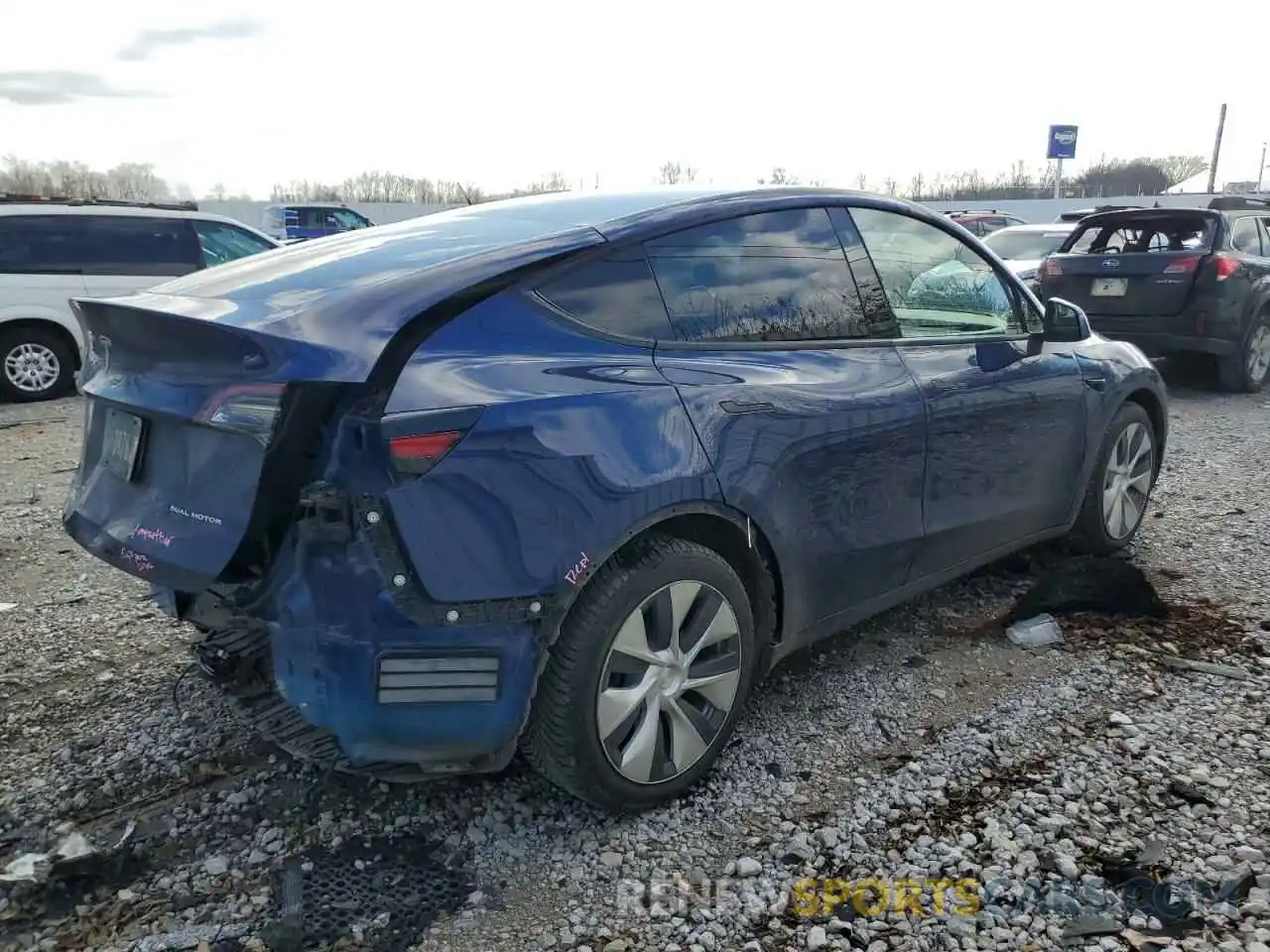 3 Photograph of a damaged car 5YJYGAEE3MF188626 TESLA MODEL Y 2021