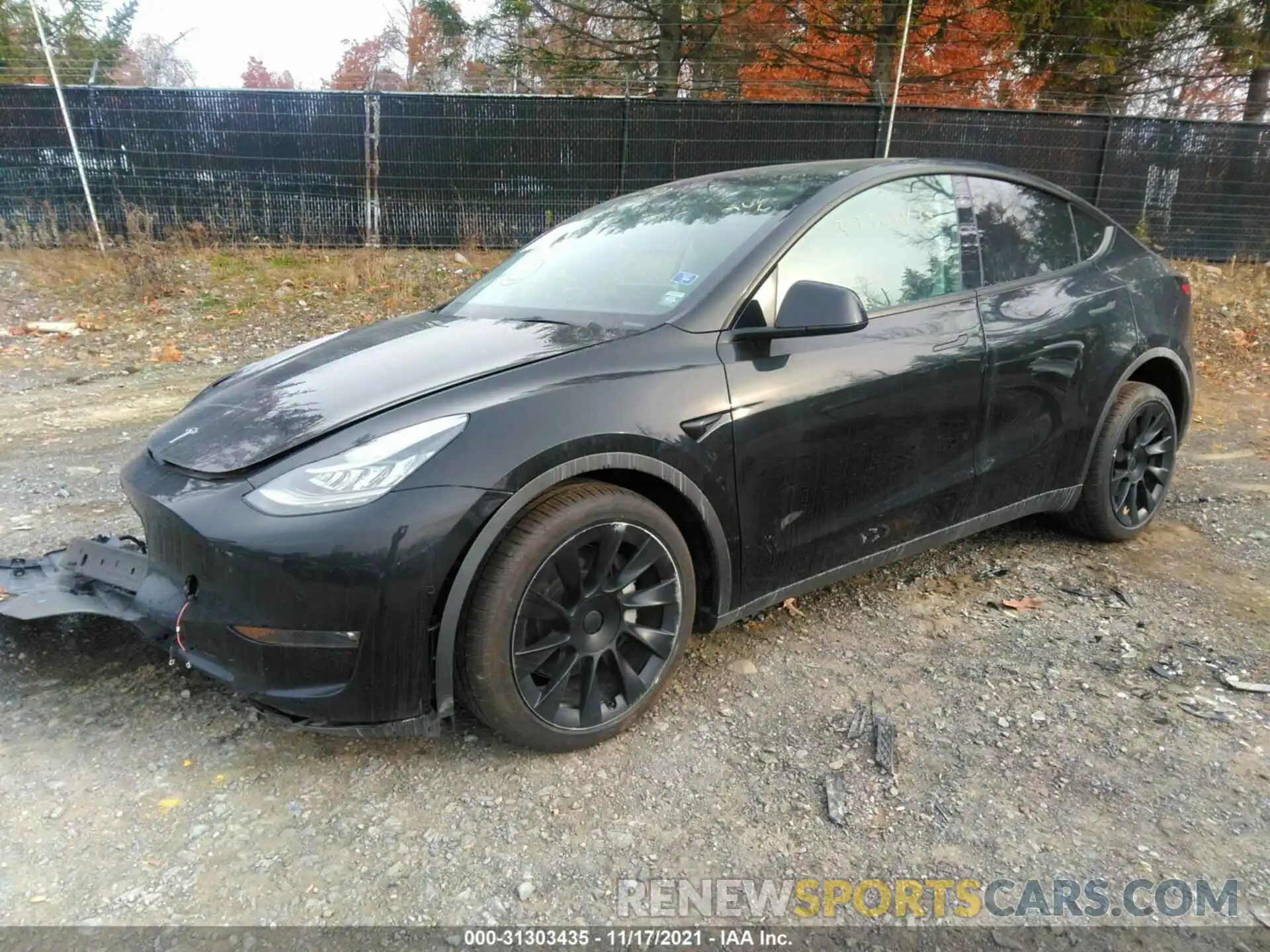 2 Photograph of a damaged car 5YJYGAEE3MF243298 TESLA MODEL Y 2021