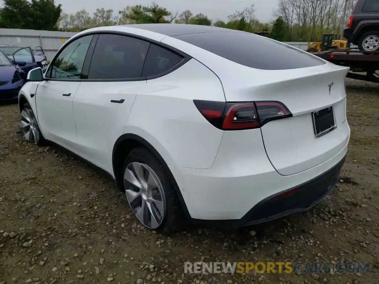 3 Photograph of a damaged car 5YJYGAEE3MF301863 TESLA MODEL Y 2021