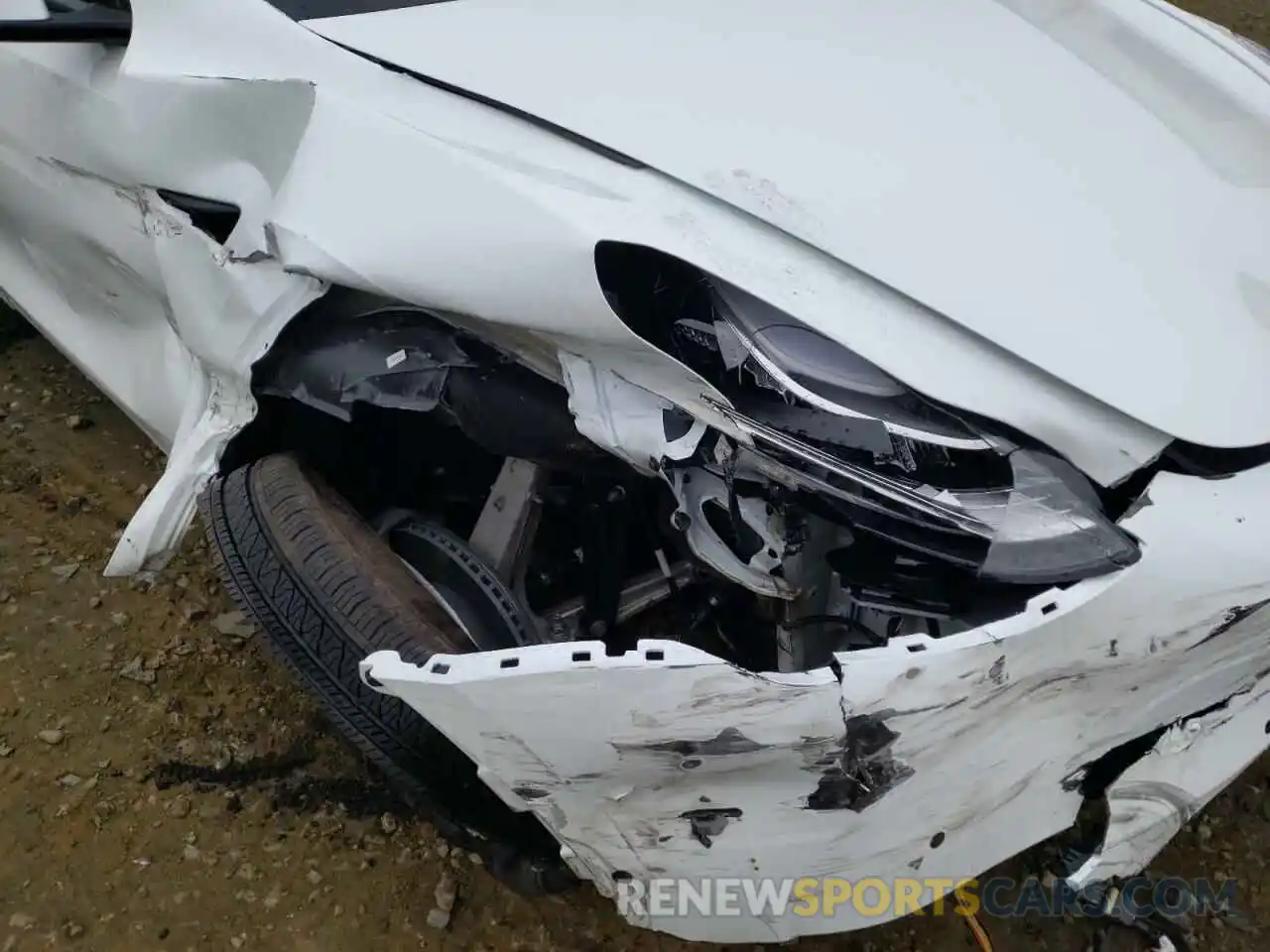 9 Photograph of a damaged car 5YJYGAEE3MF301863 TESLA MODEL Y 2021