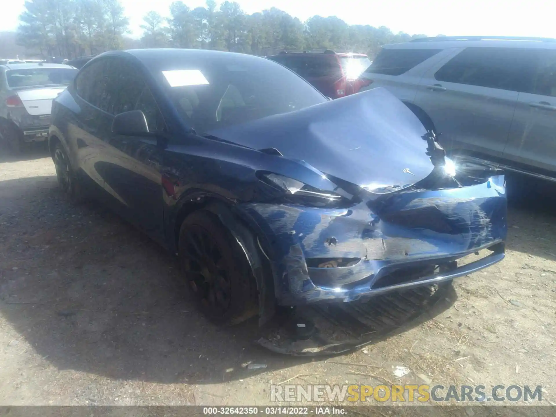 1 Photograph of a damaged car 5YJYGAEE4MF115782 TESLA MODEL Y 2021