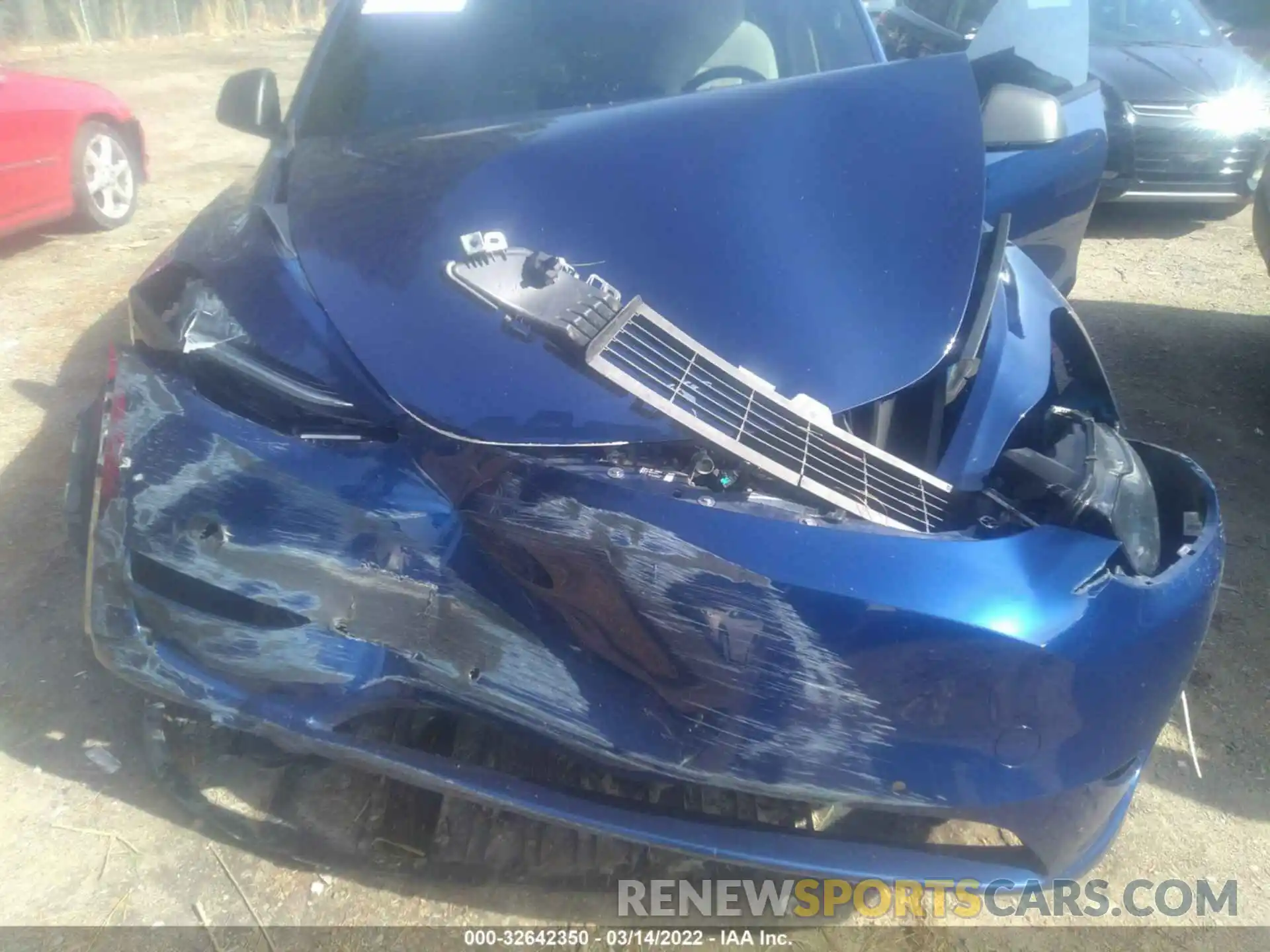 10 Photograph of a damaged car 5YJYGAEE4MF115782 TESLA MODEL Y 2021