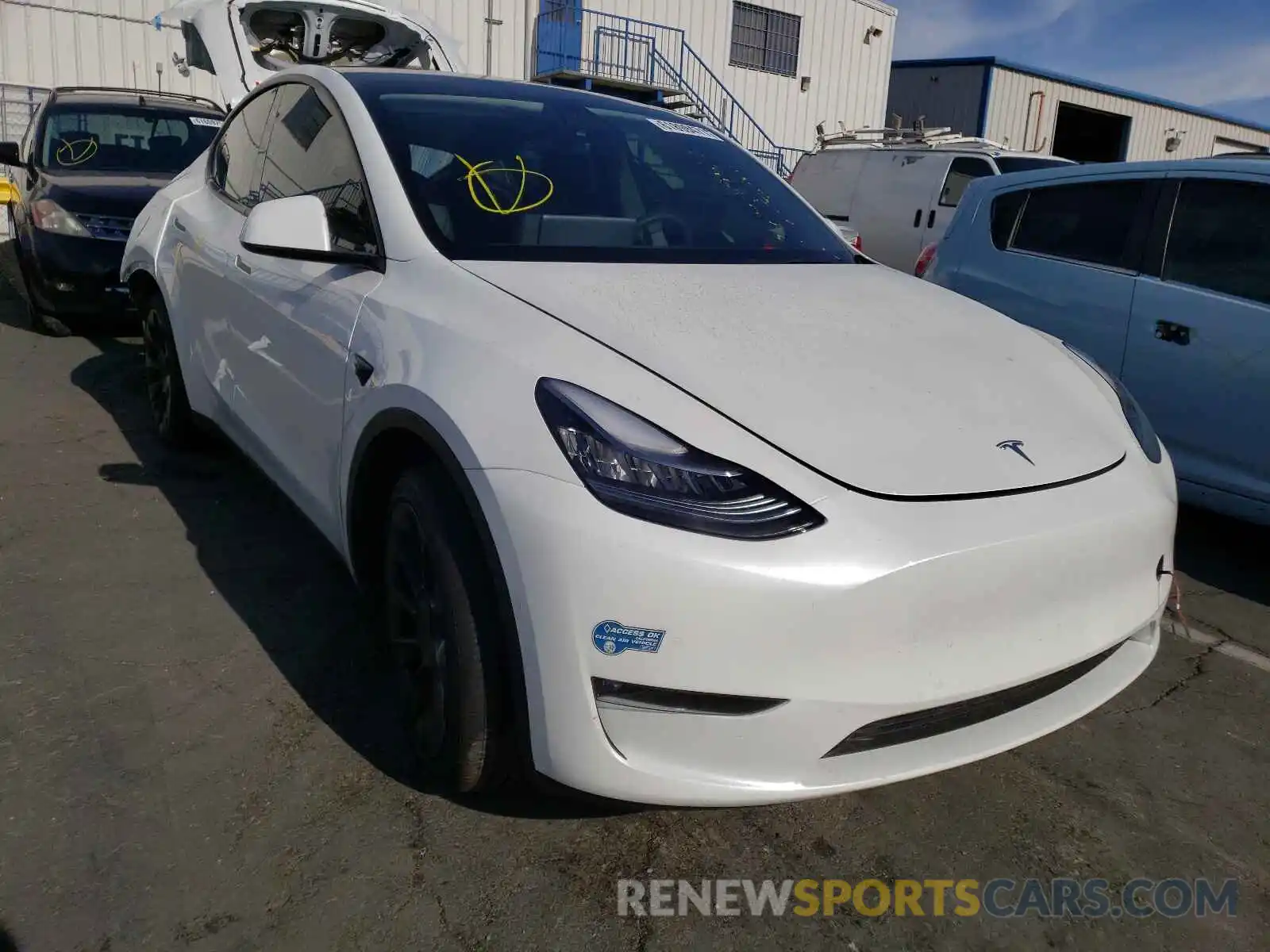 1 Фотография поврежденного автомобиля 5YJYGAEE4MF136549 TESLA MODEL Y 2021