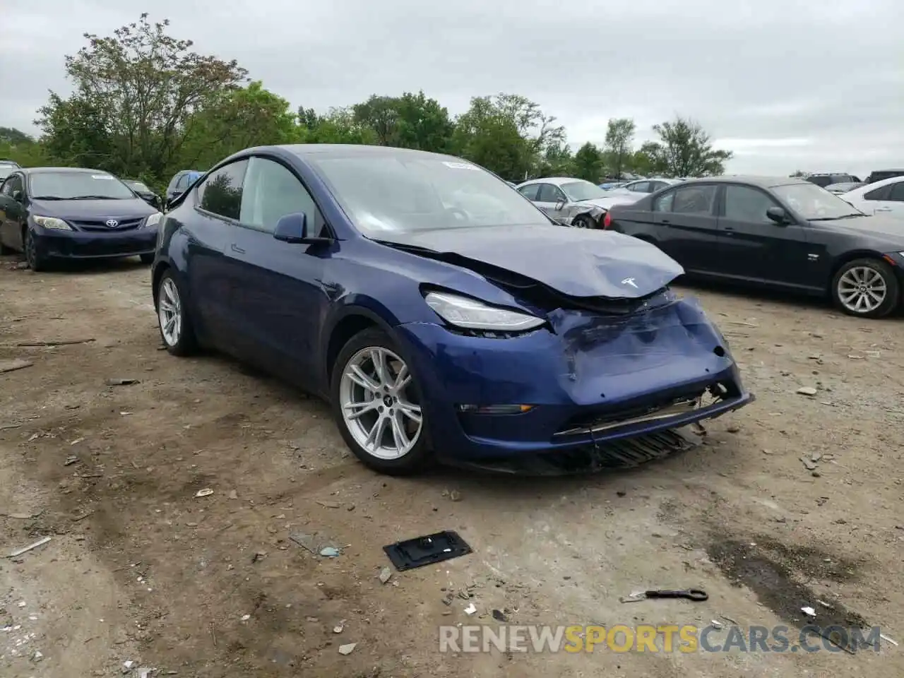 1 Photograph of a damaged car 5YJYGAEE4MF142562 TESLA MODEL Y 2021