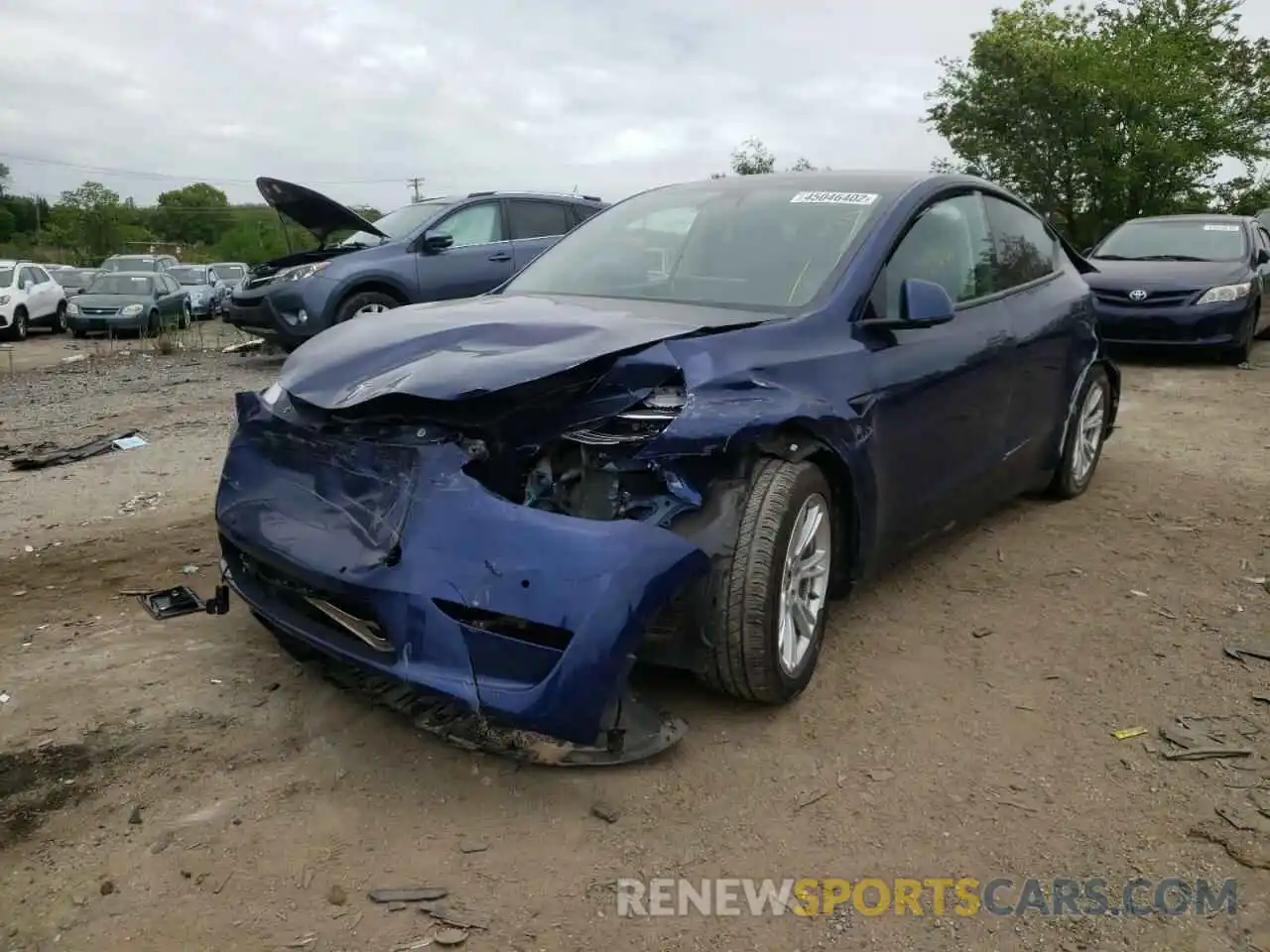 2 Photograph of a damaged car 5YJYGAEE4MF142562 TESLA MODEL Y 2021